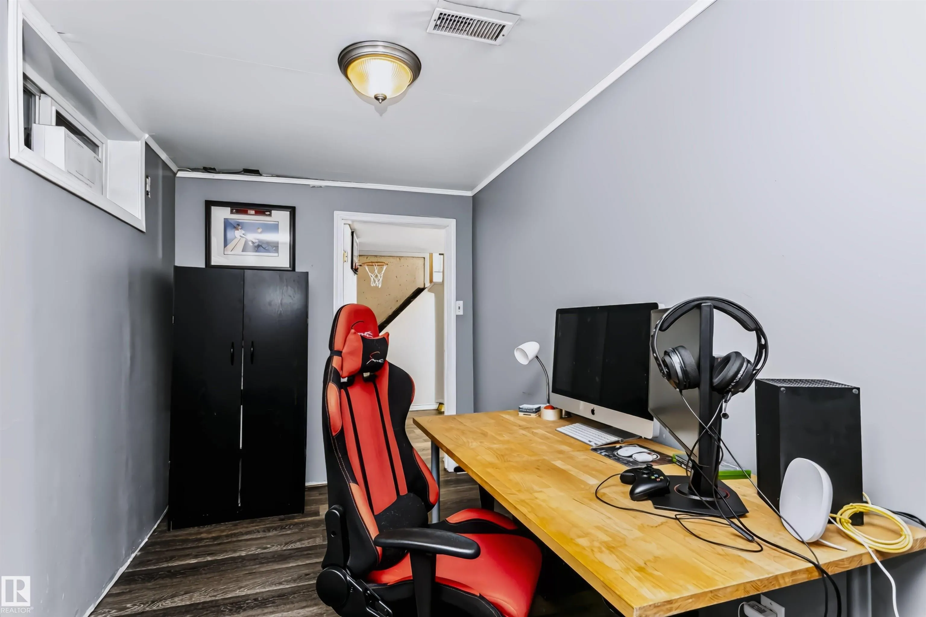 13503 135 Avenue