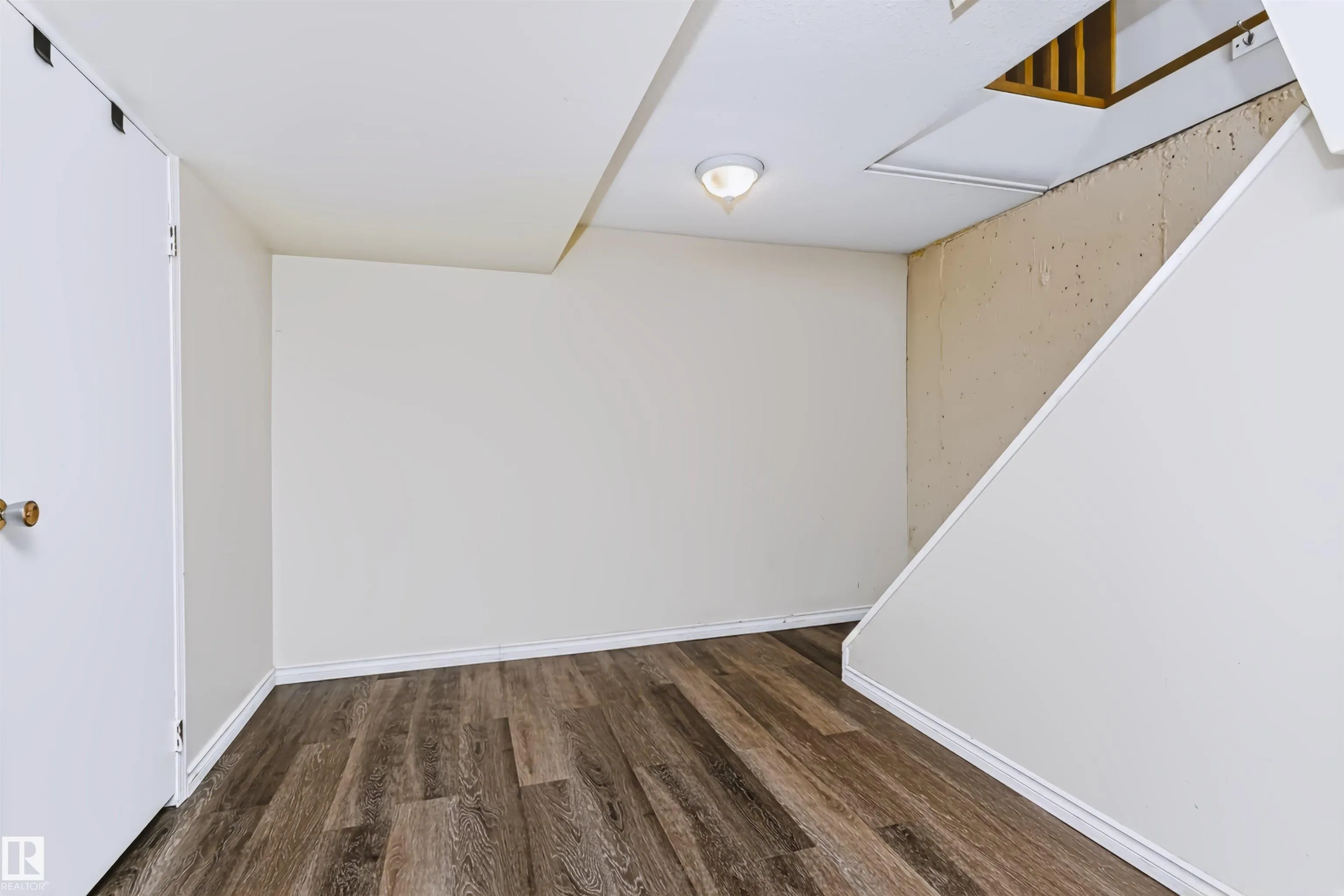 13503 135 Avenue
