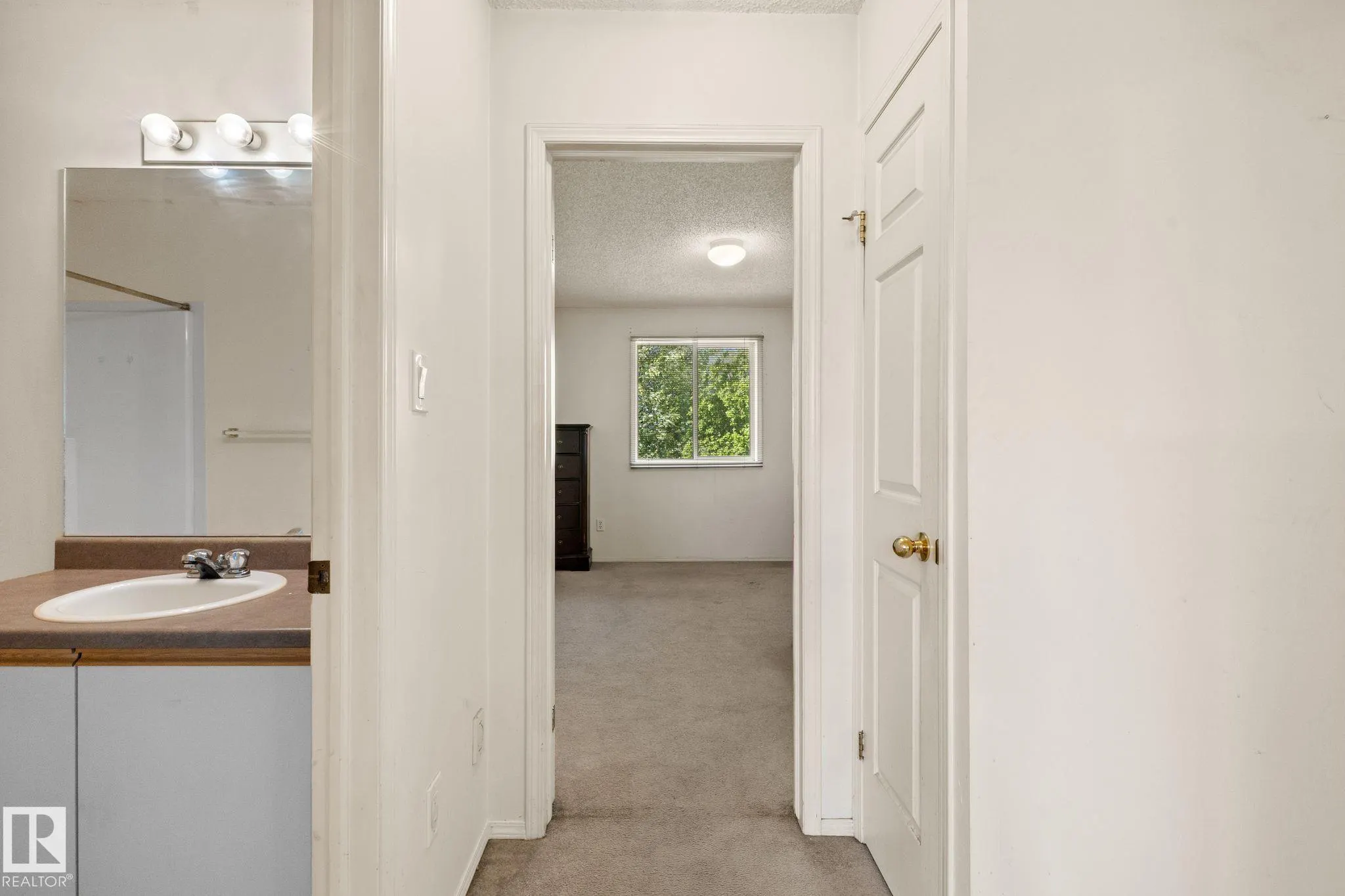 #2 15215 126 ST