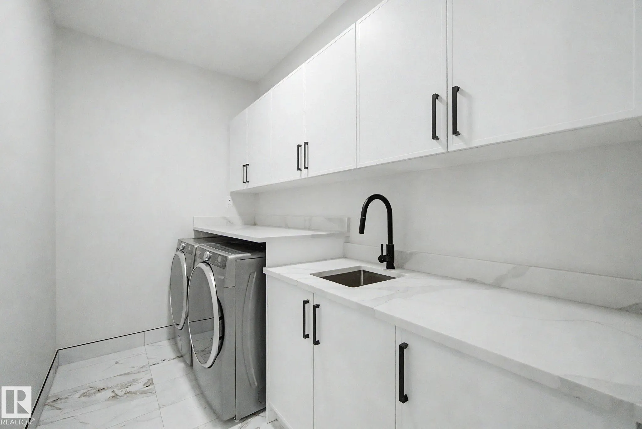 11 PIERWYCK Loop
