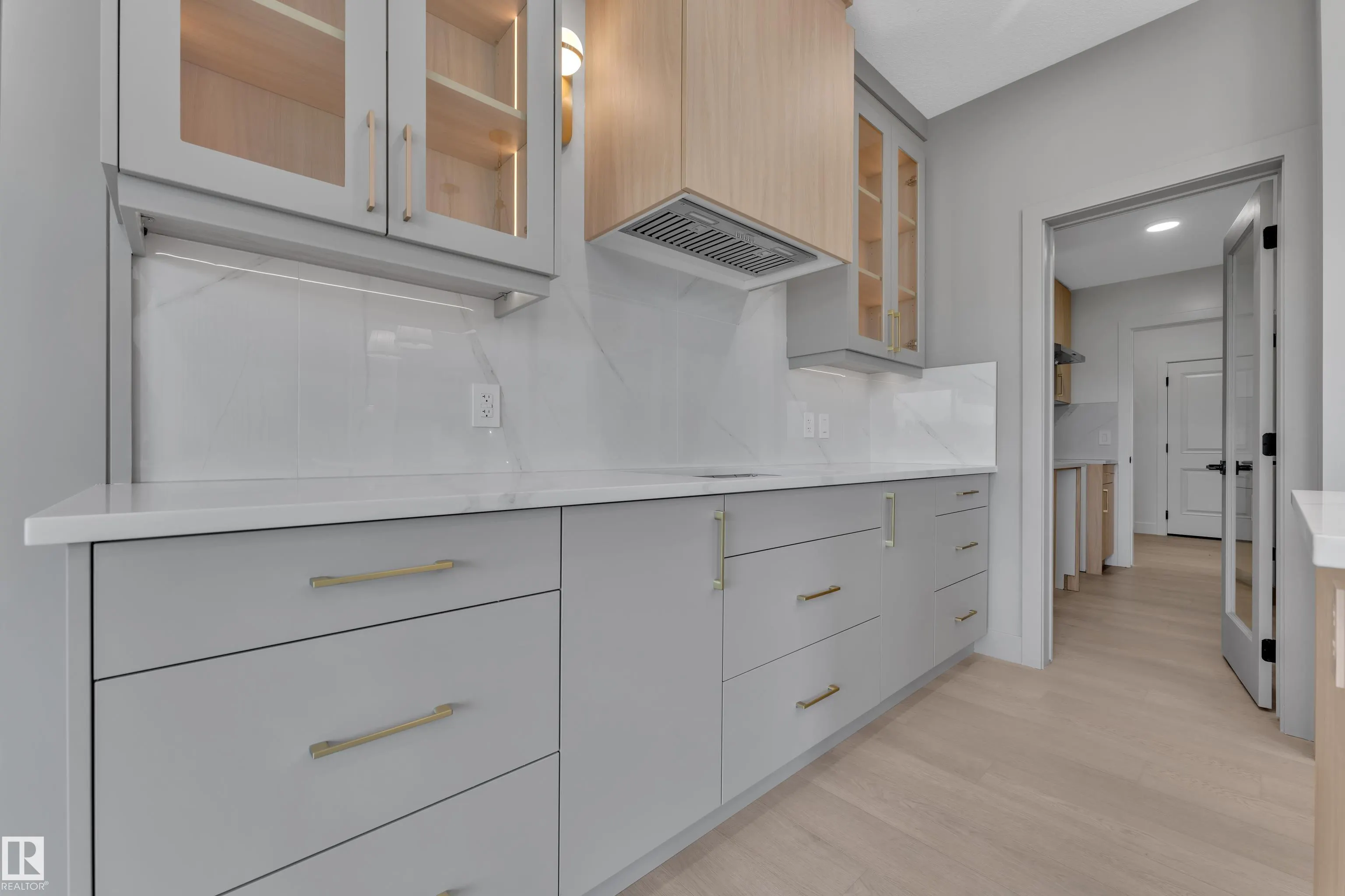 1129 Starling Drive