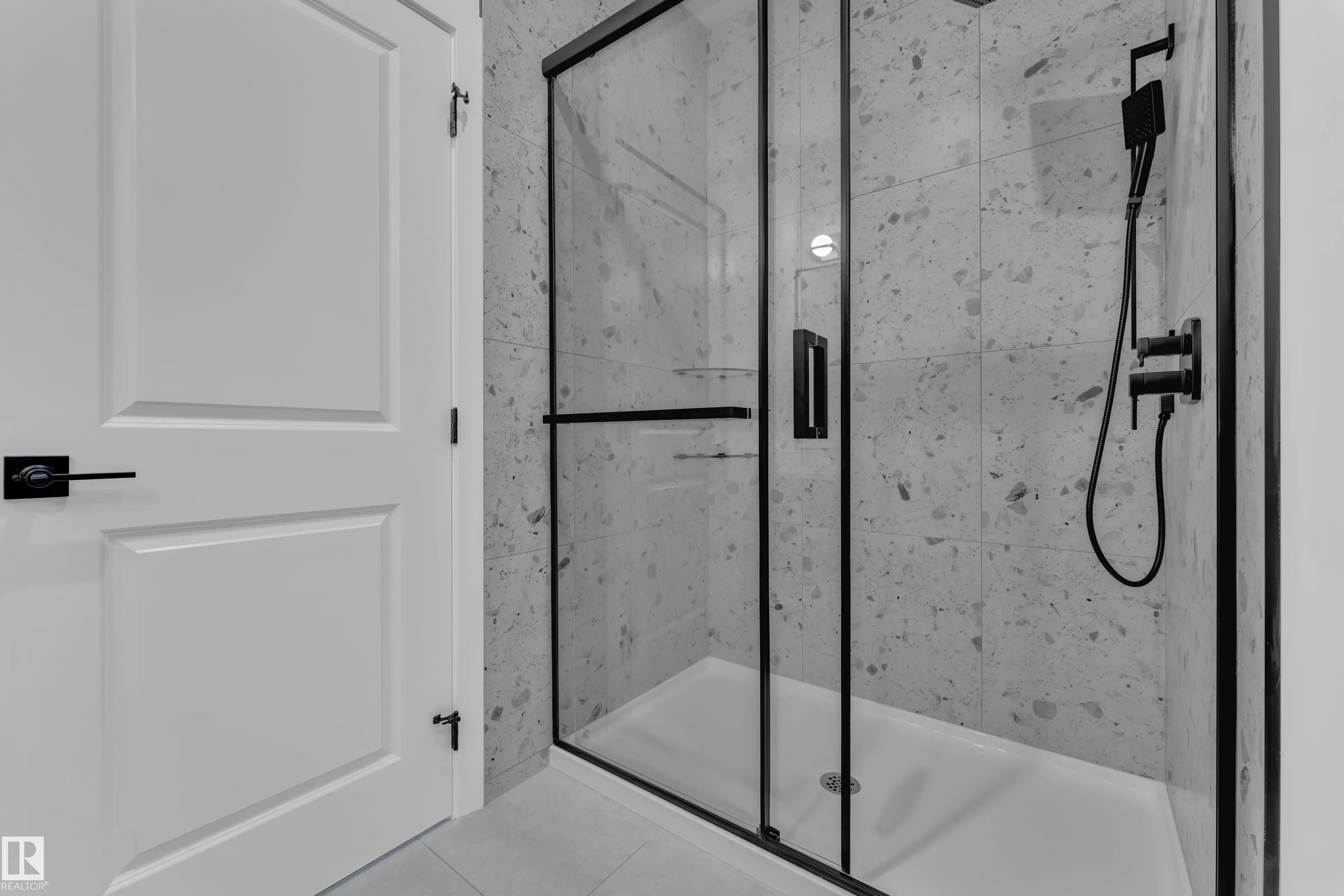 1129 Starling Drive