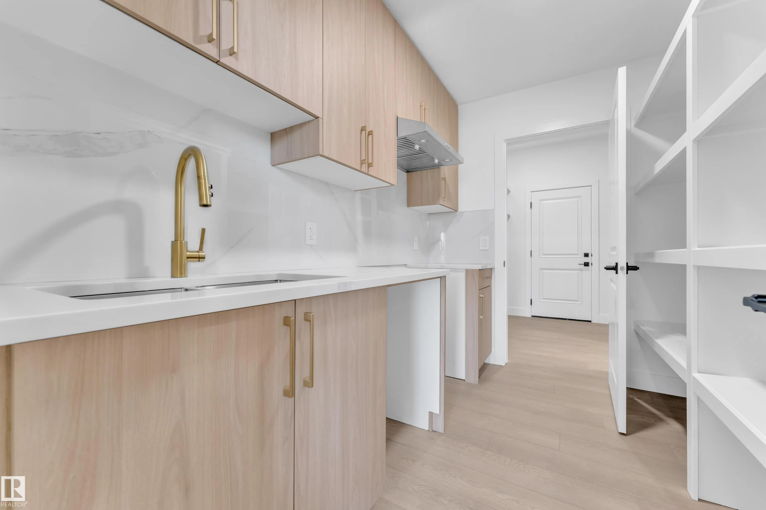 1129 Starling Drive