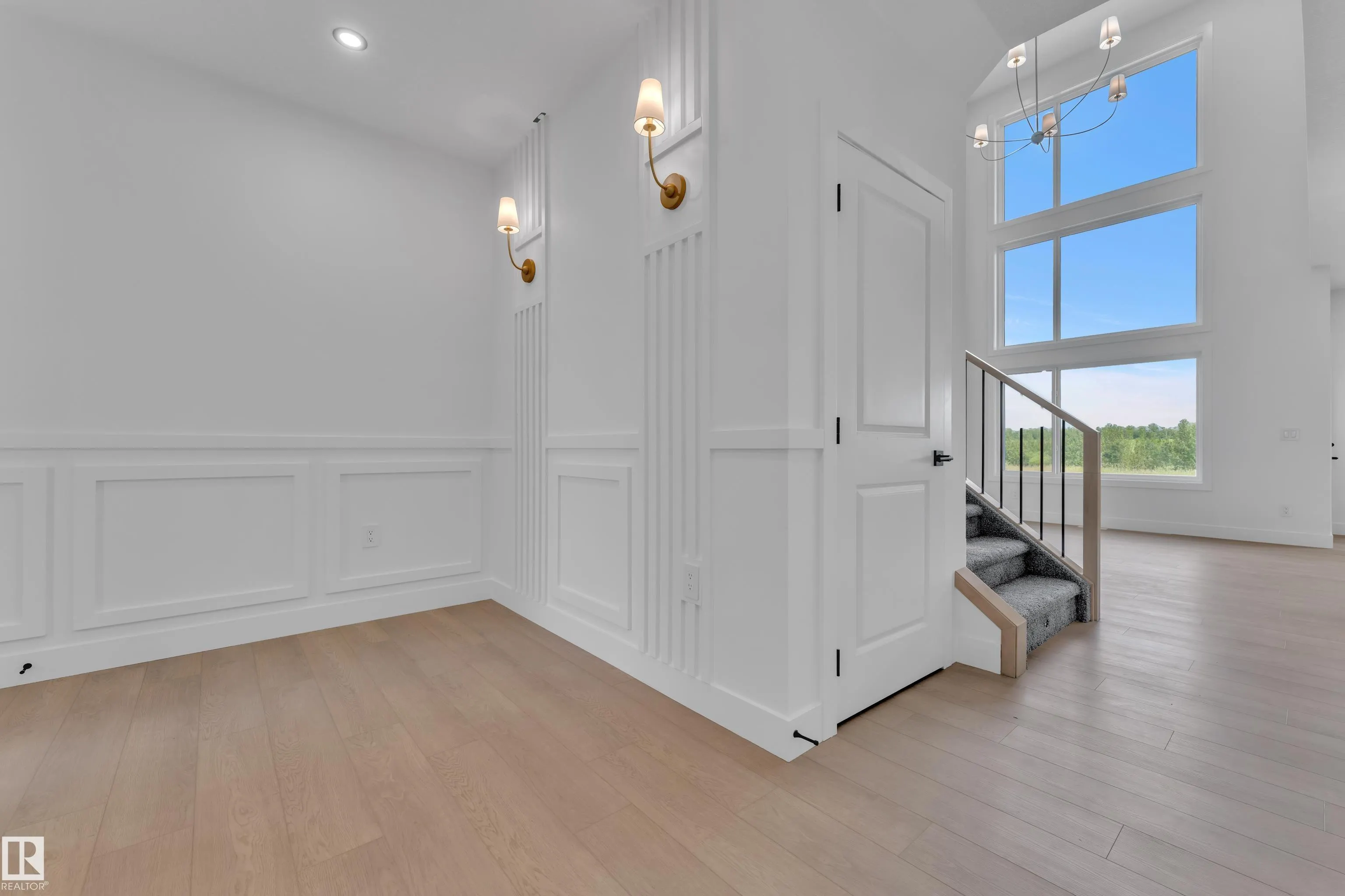 1129 Starling Drive