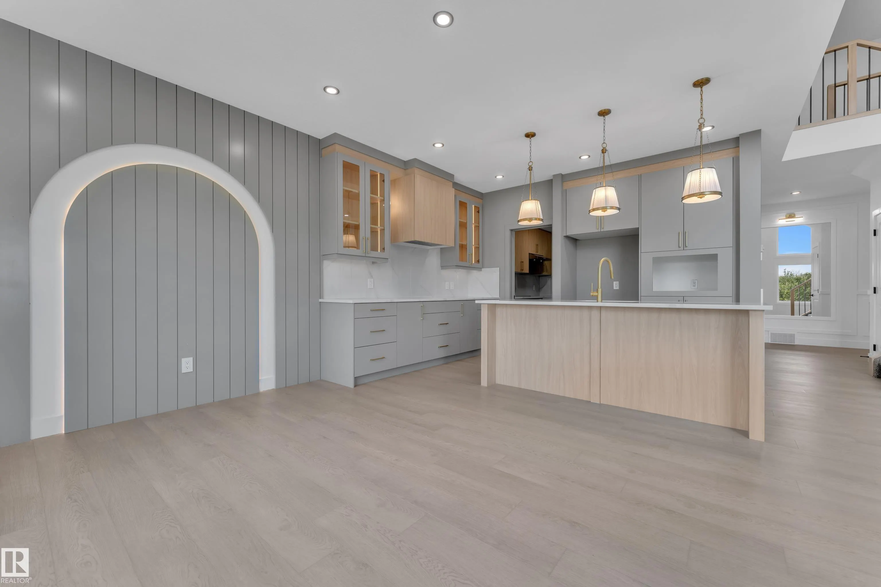 1129 Starling Drive