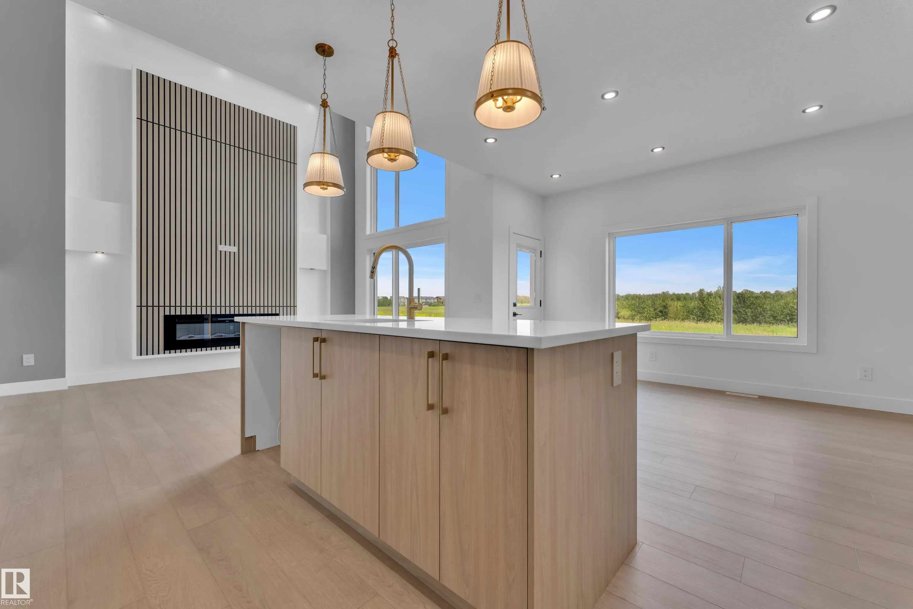 1129 Starling Drive