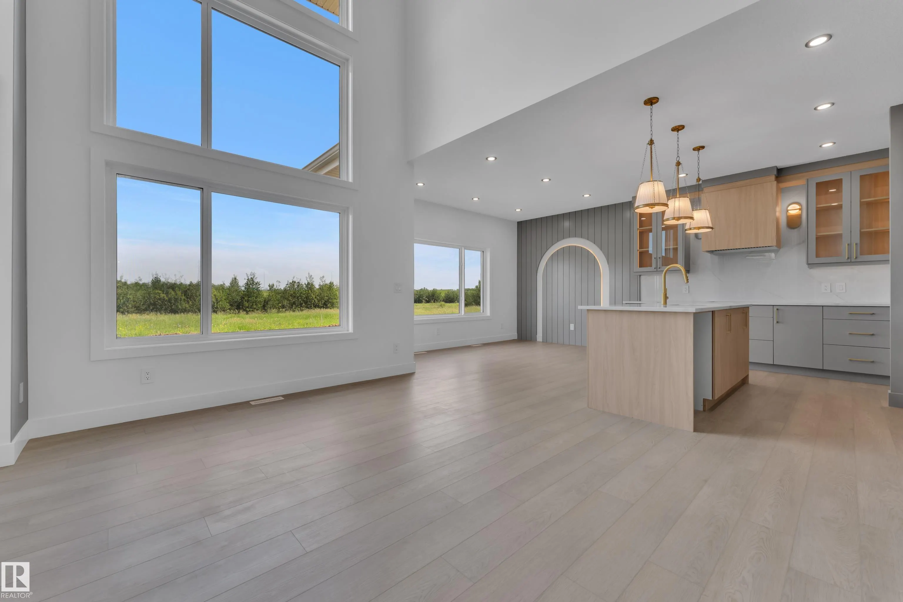 1129 Starling Drive