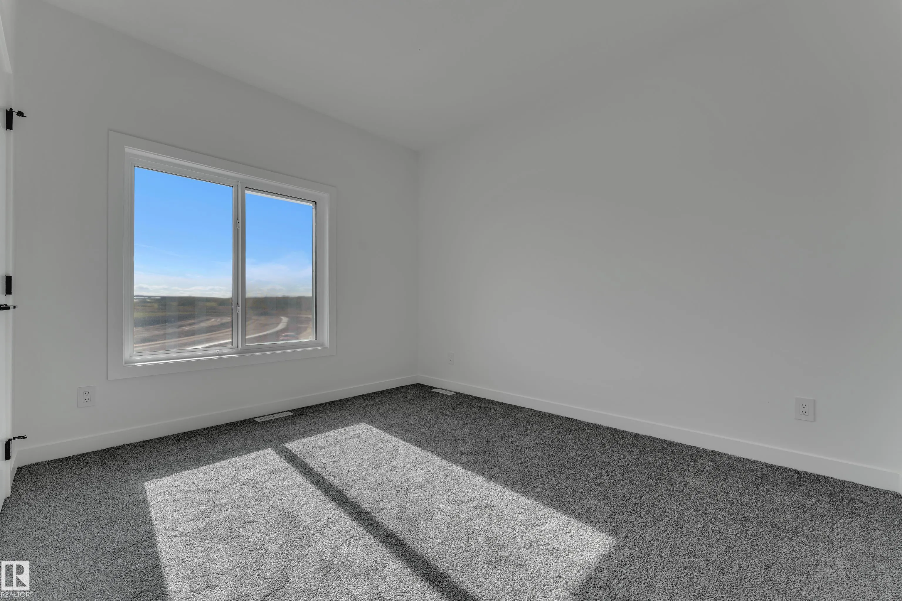 1089 Starling Drive