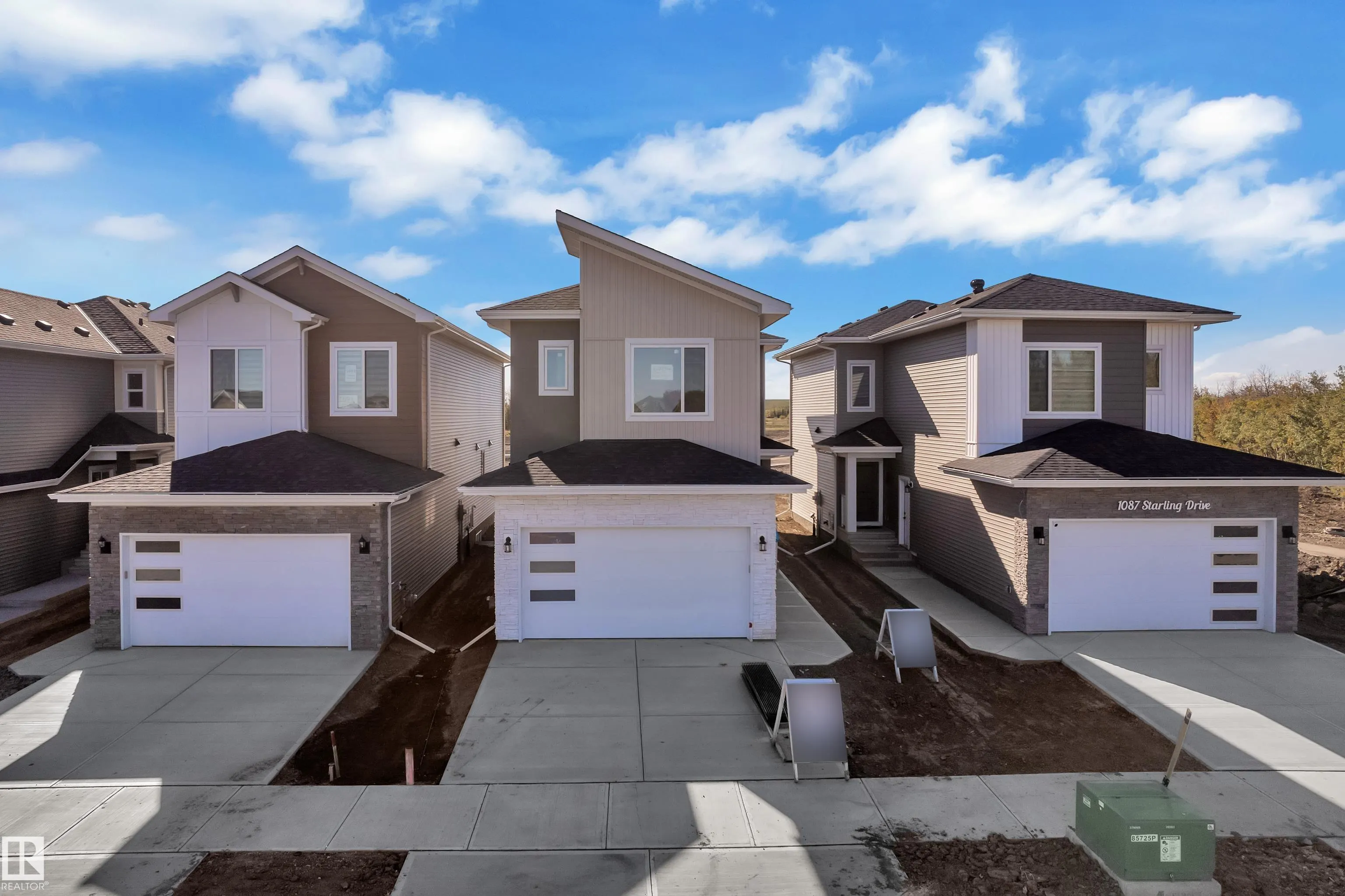 1089 Starling Drive