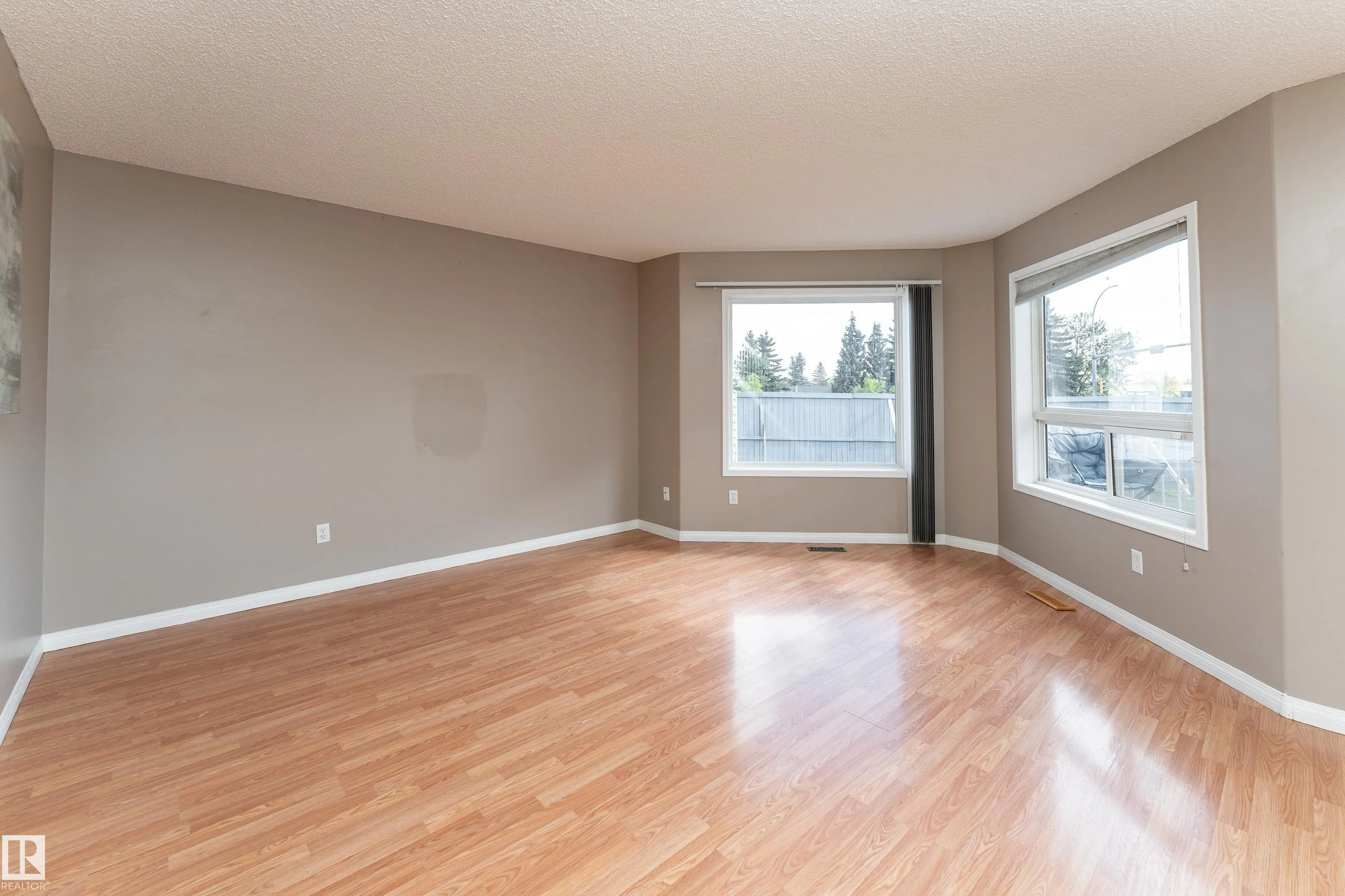 10 CRANBERRY Drive