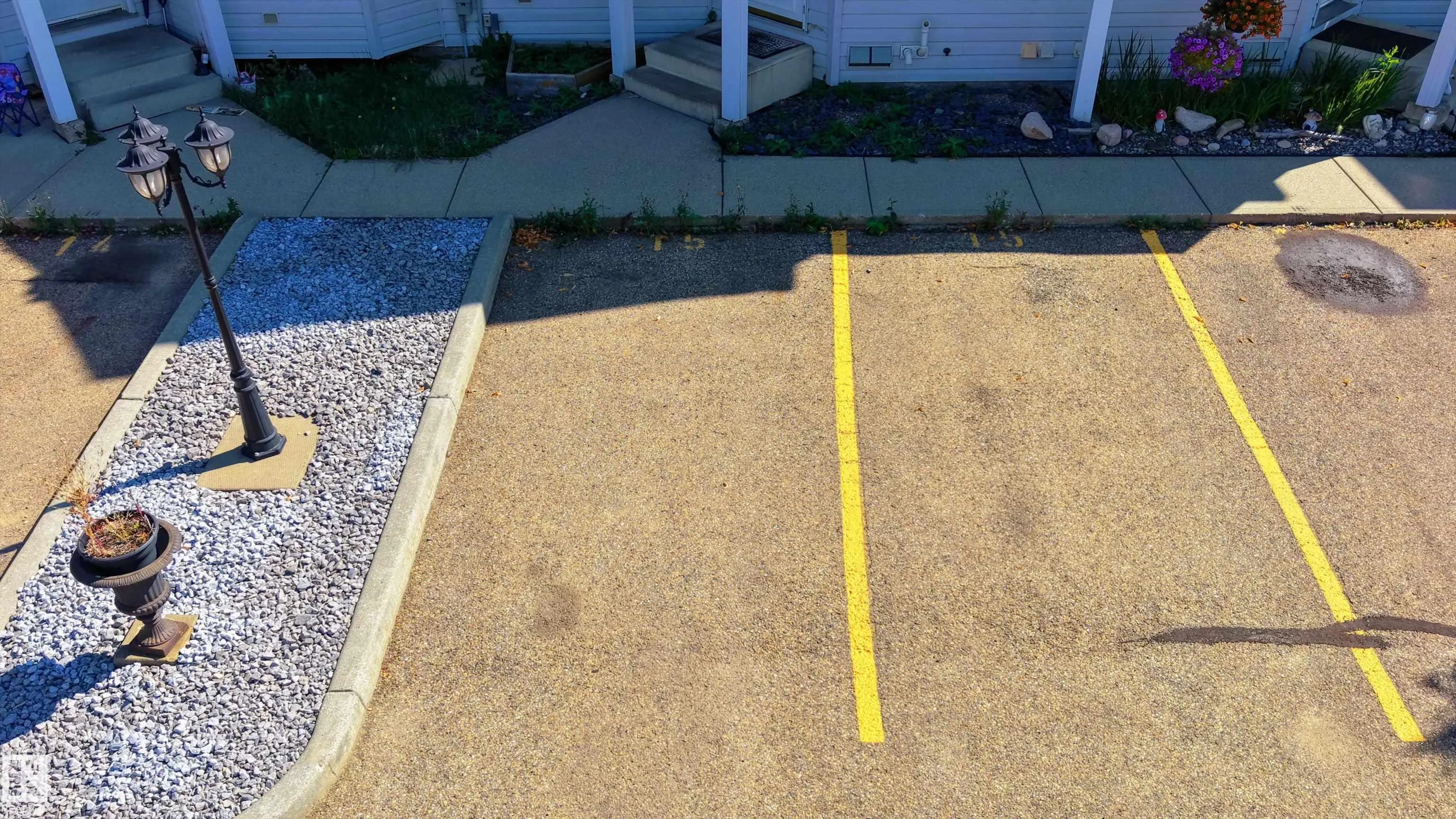 10 CRANBERRY Drive