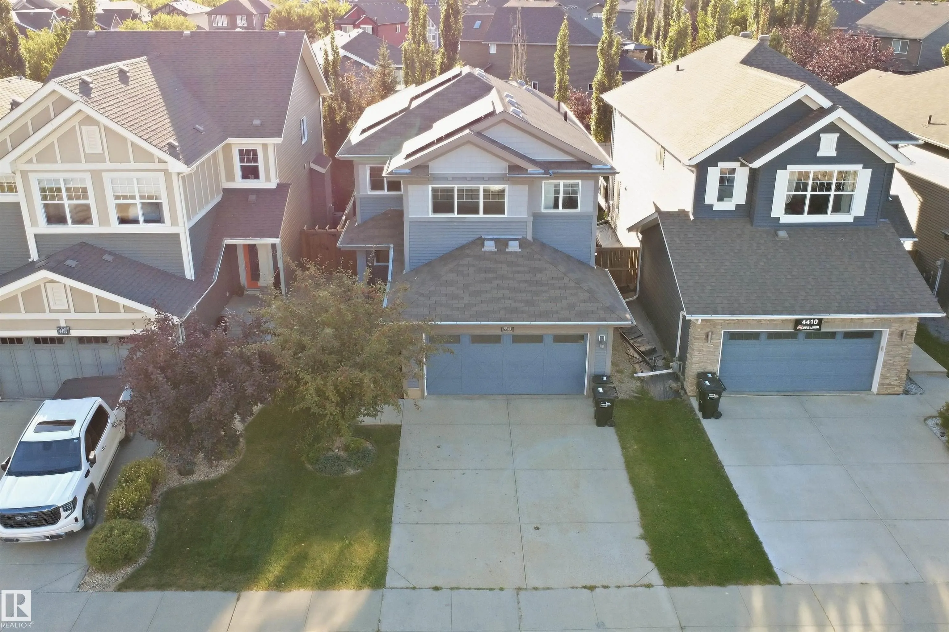 4408 CRABAPPLE LANDING