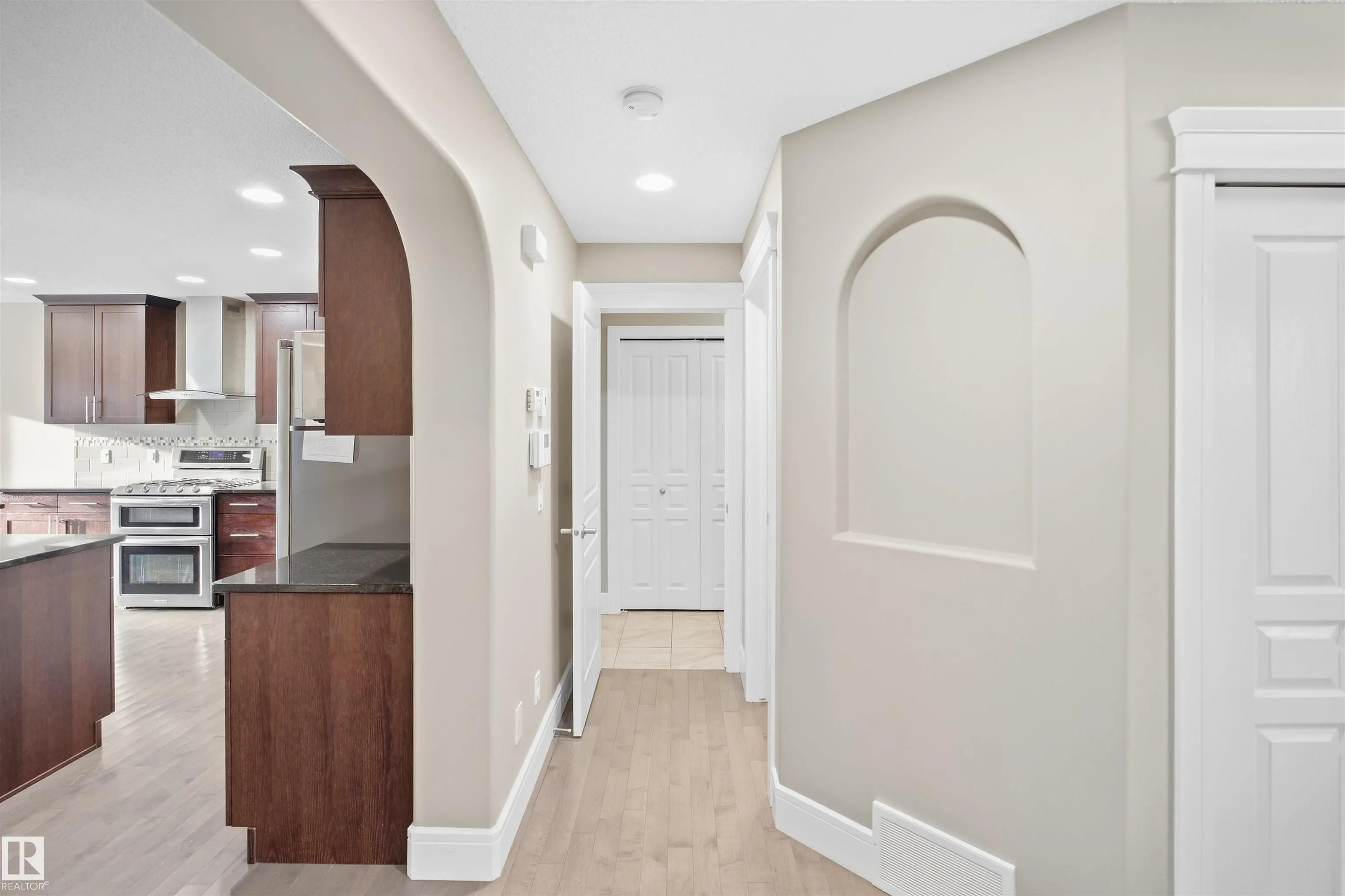4408 CRABAPPLE LANDING