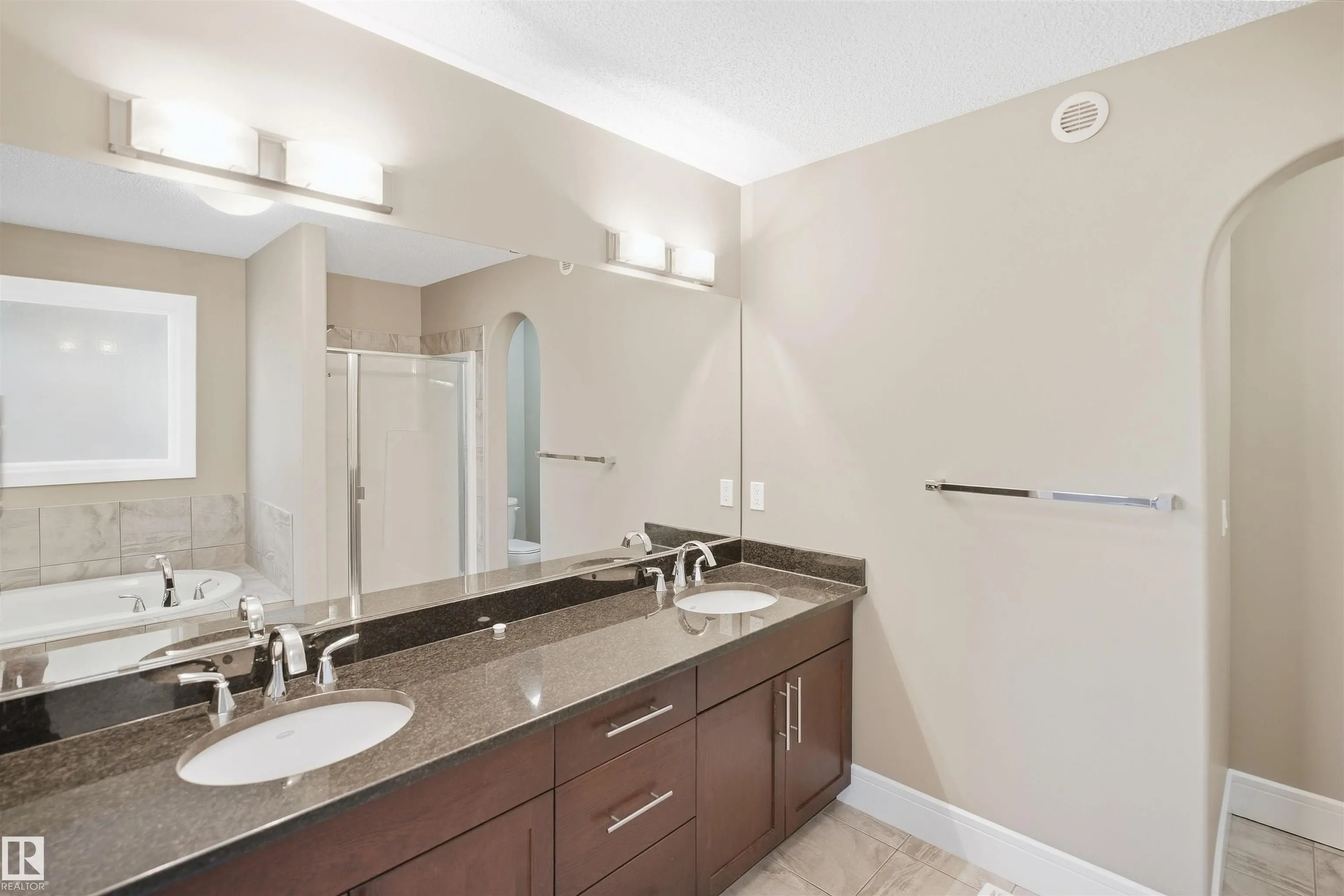 4408 CRABAPPLE LANDING