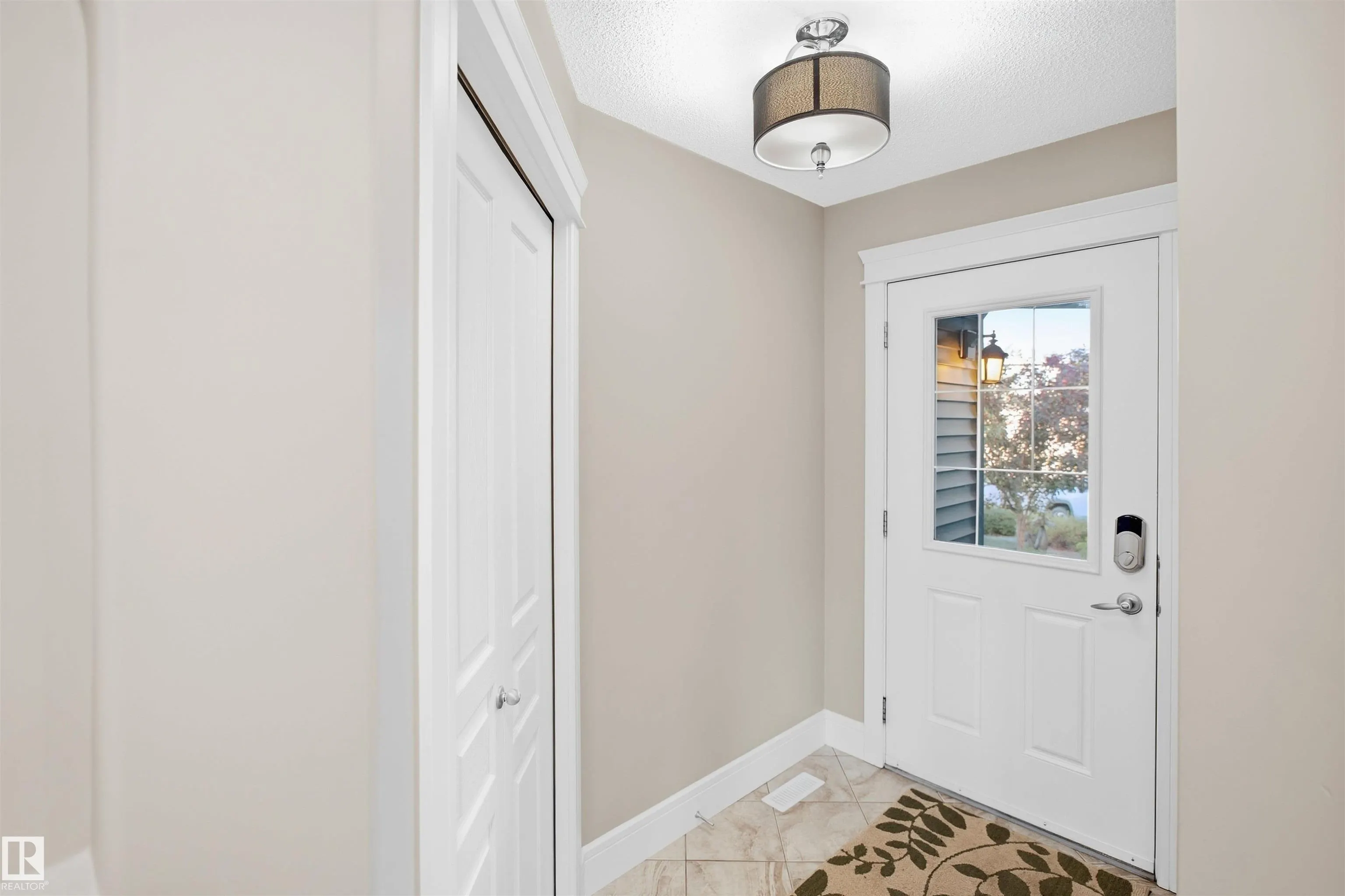 4408 CRABAPPLE LANDING