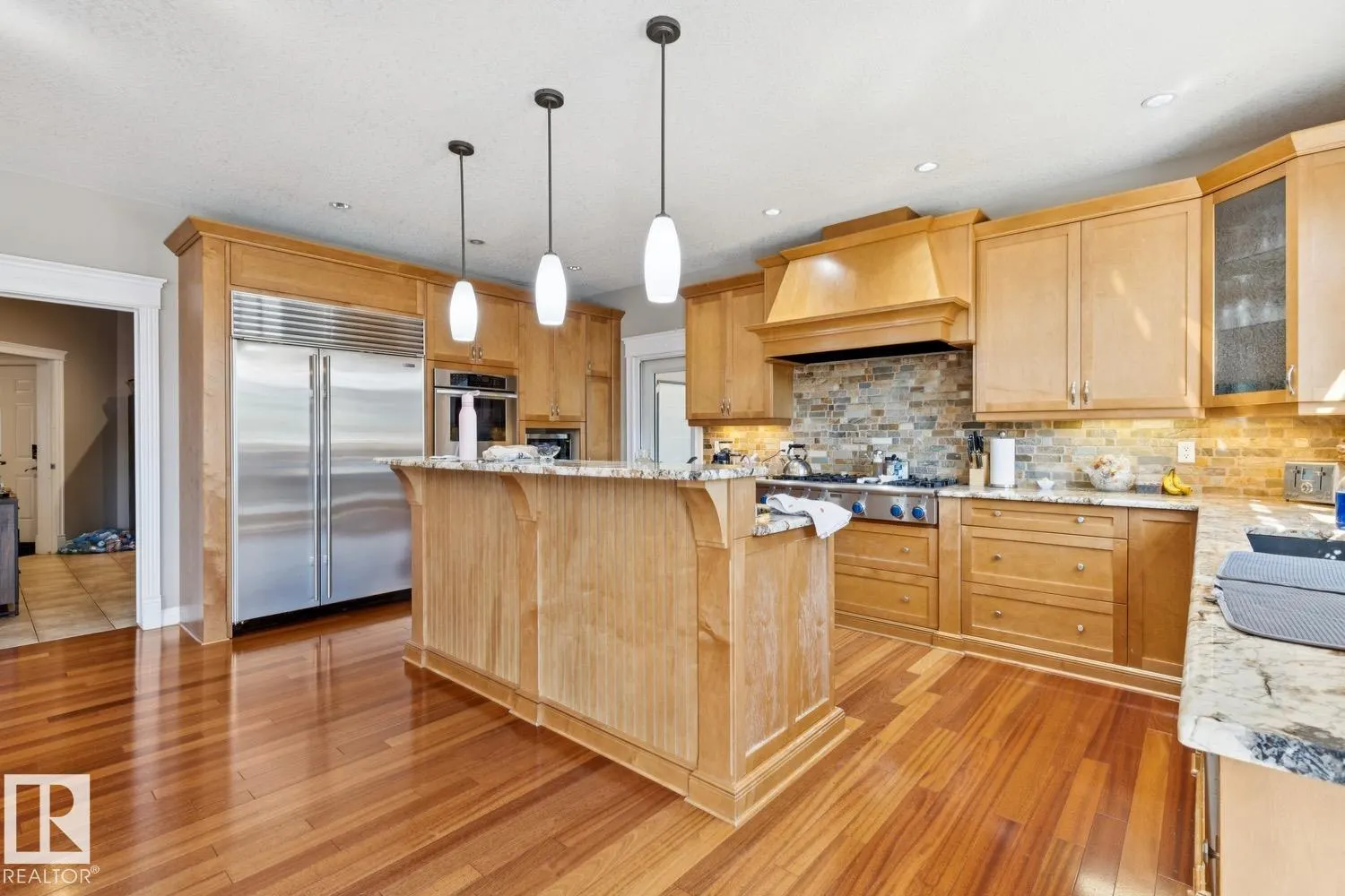 5 RIVERSIDE Crescent