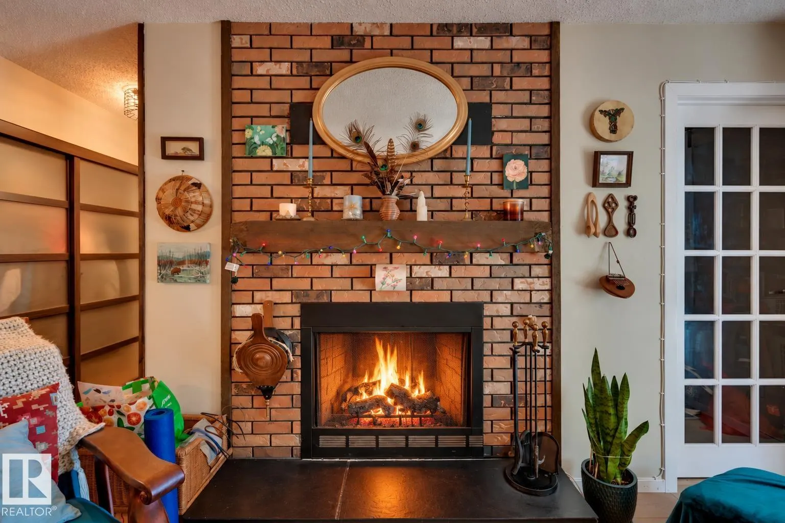 24 ALPINE Place