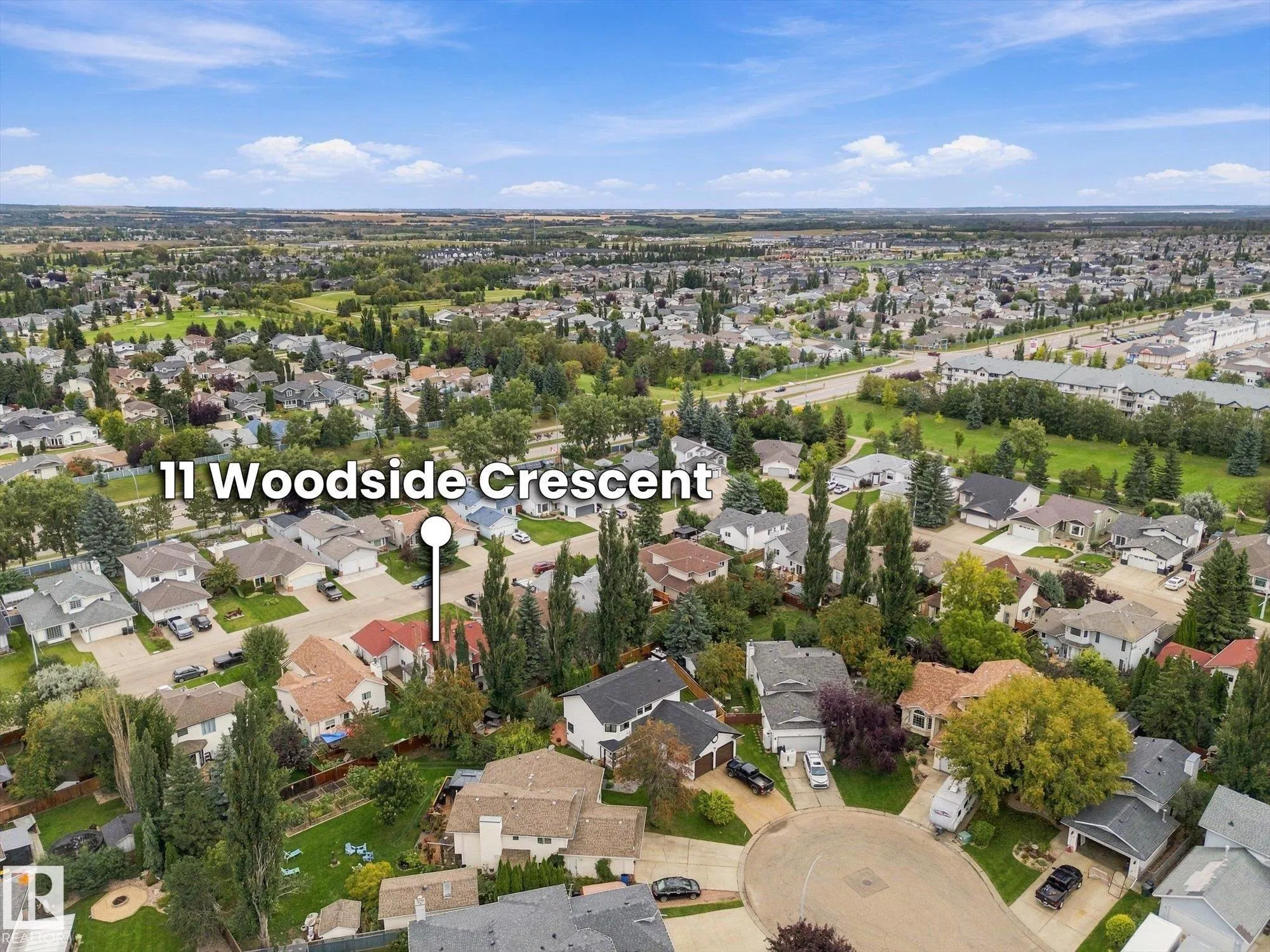11 WOODSIDE Crescent