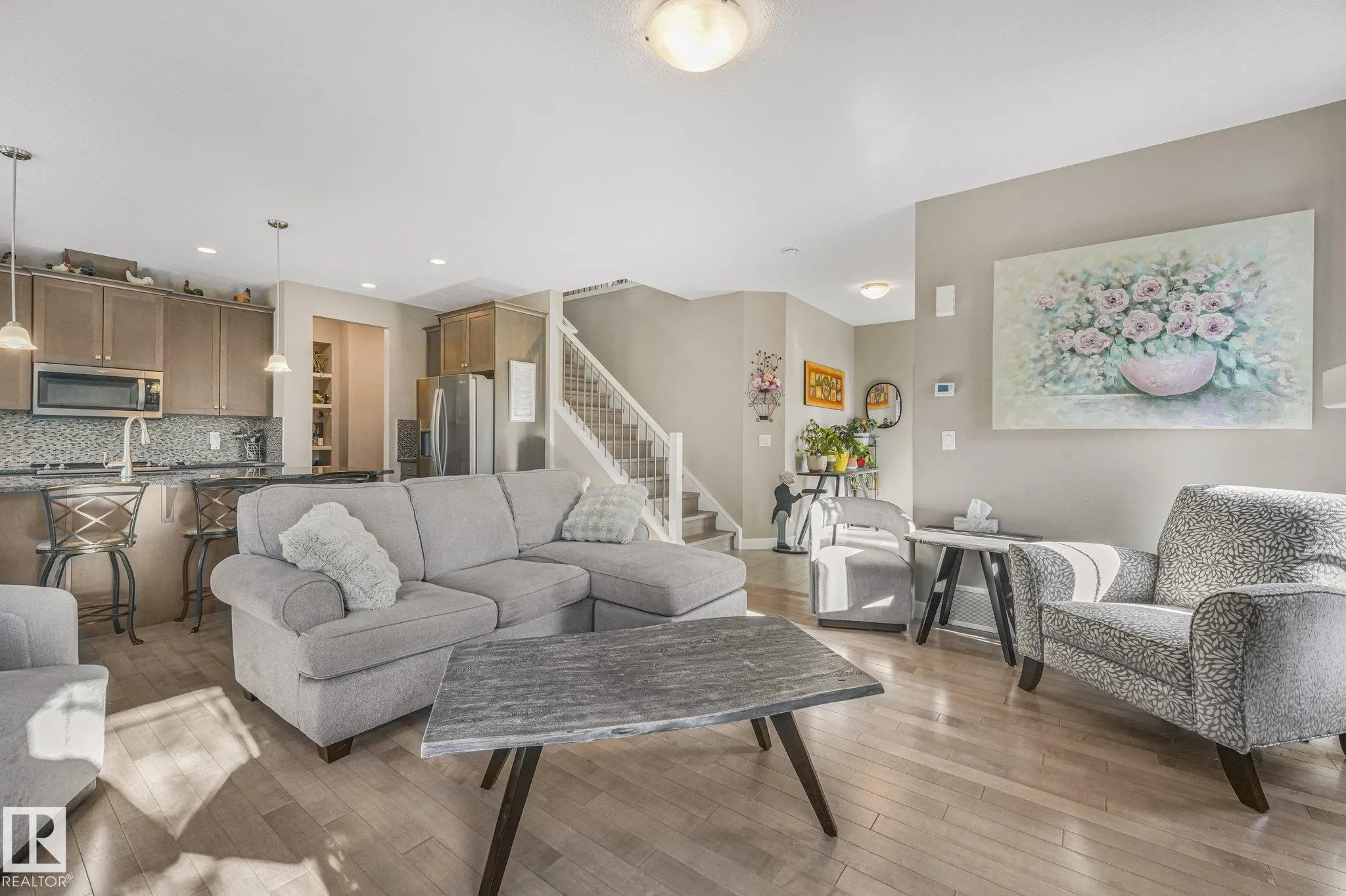 100 RIDEAU Place