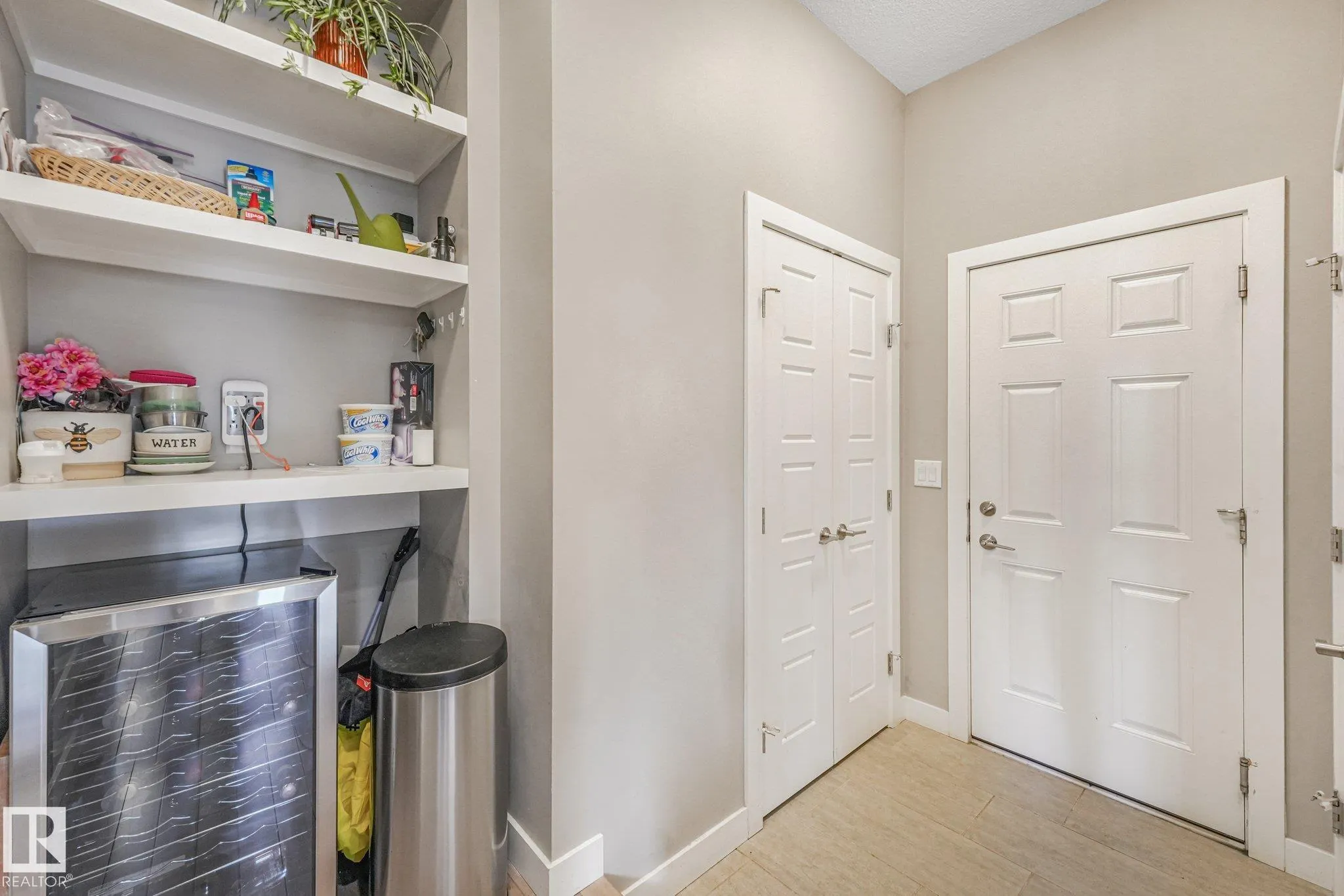 100 RIDEAU Place