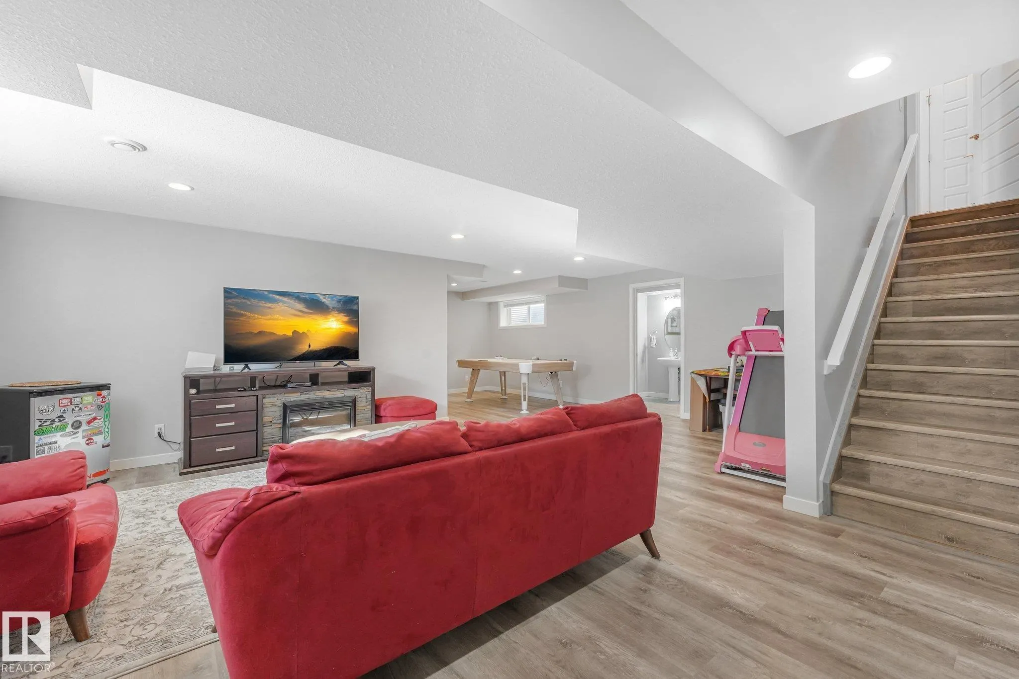 100 RIDEAU Place
