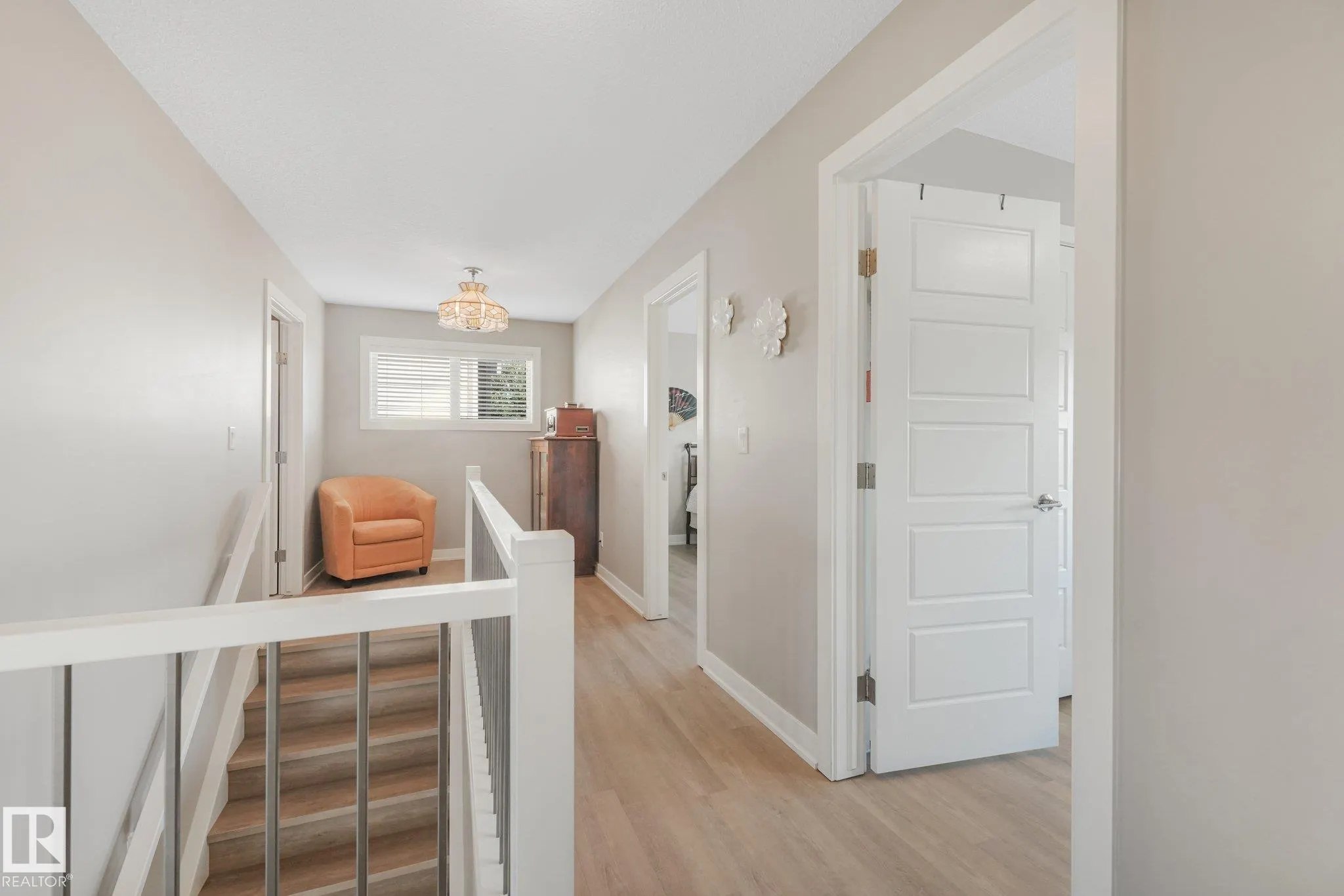 100 RIDEAU Place