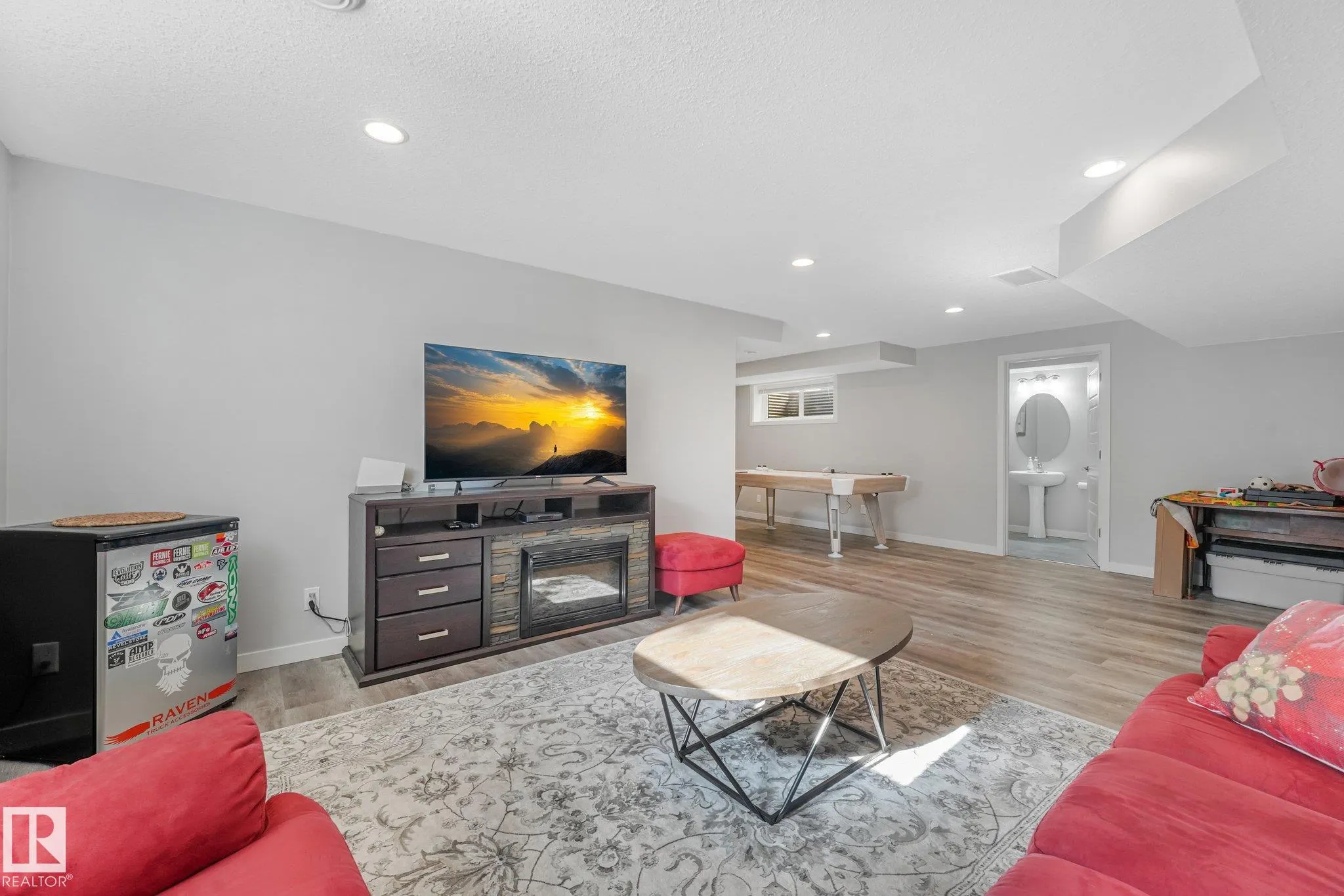 100 RIDEAU Place