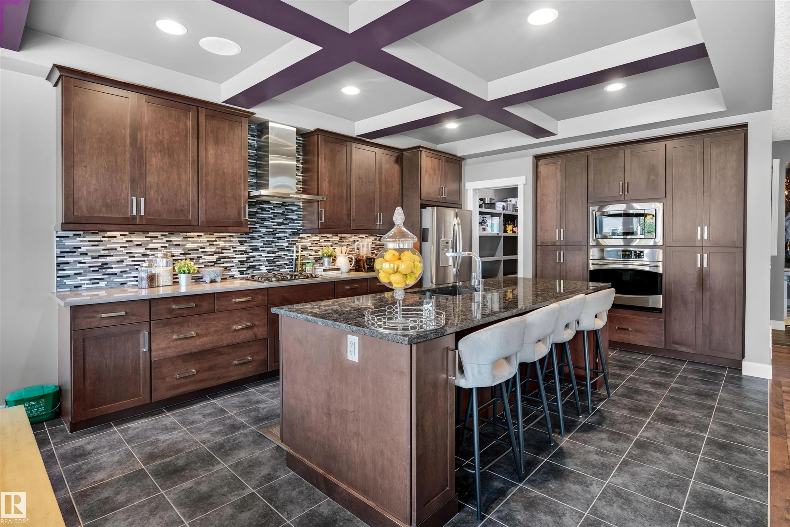 4394 CRABAPPLE Crescent