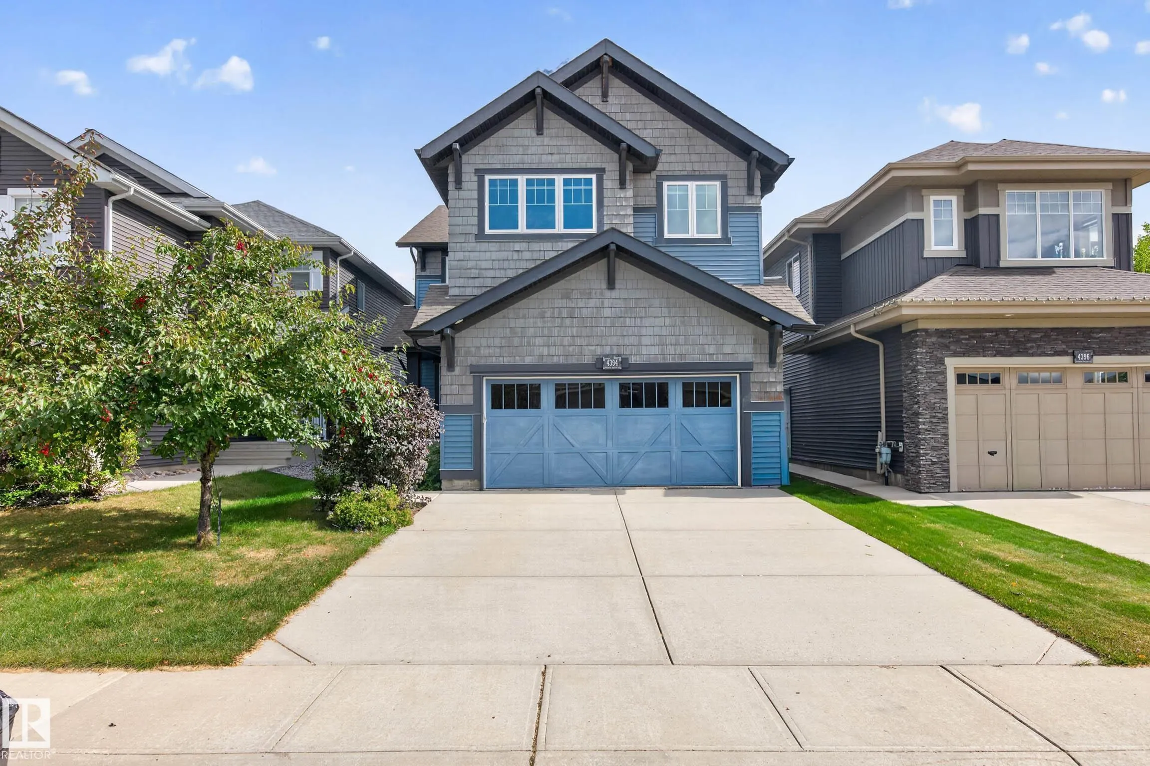 4394 CRABAPPLE Crescent