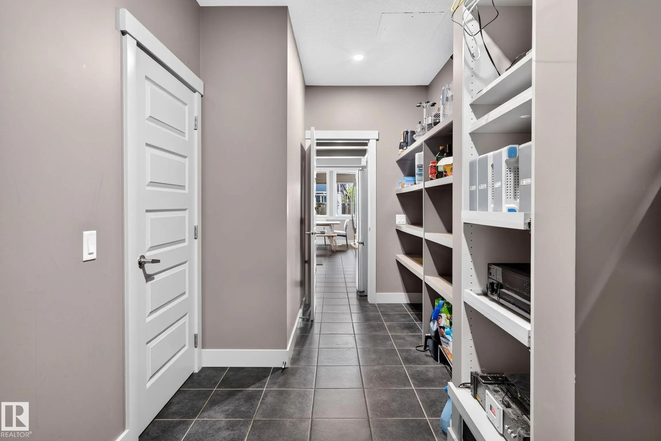 4394 CRABAPPLE Crescent
