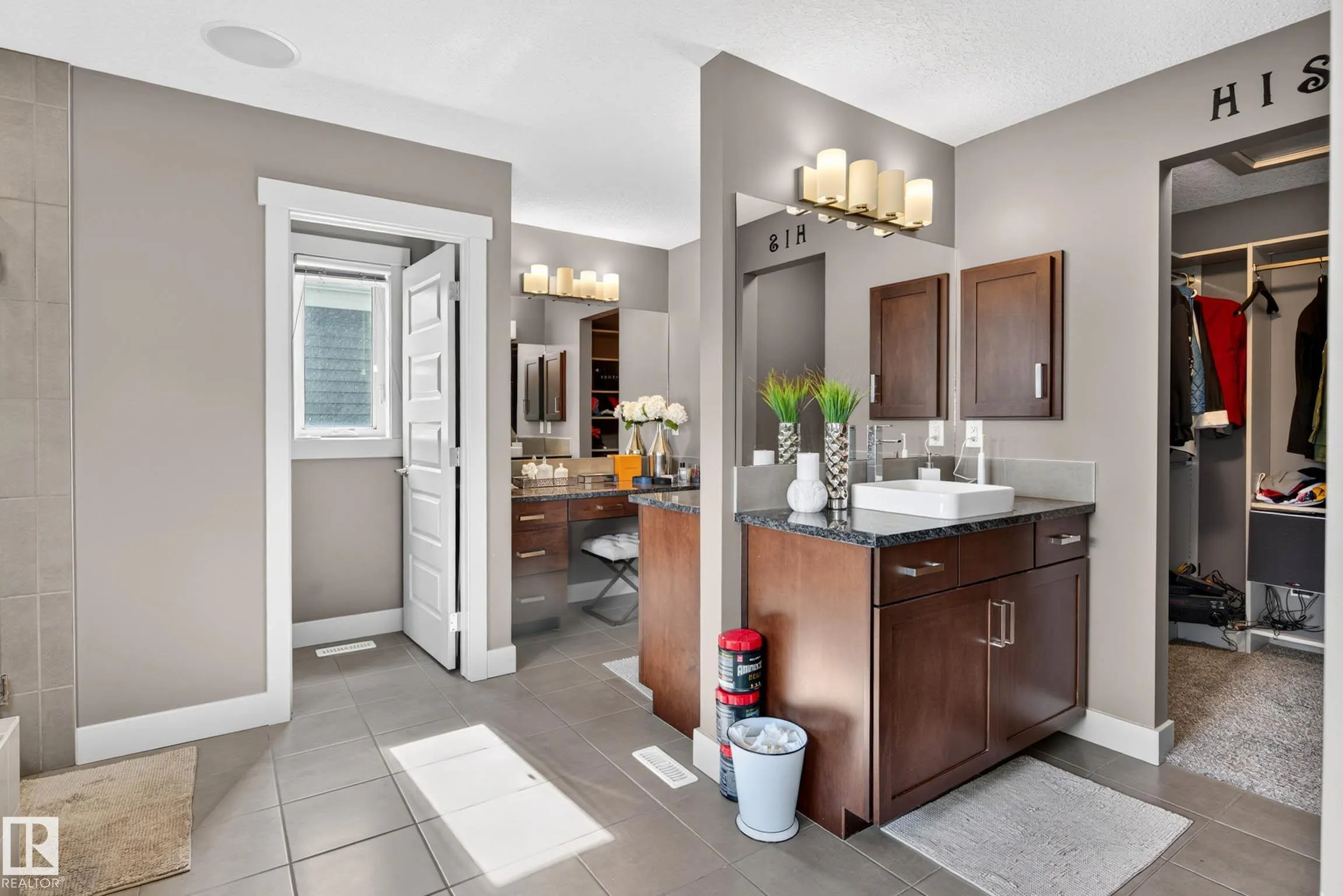 4394 CRABAPPLE Crescent