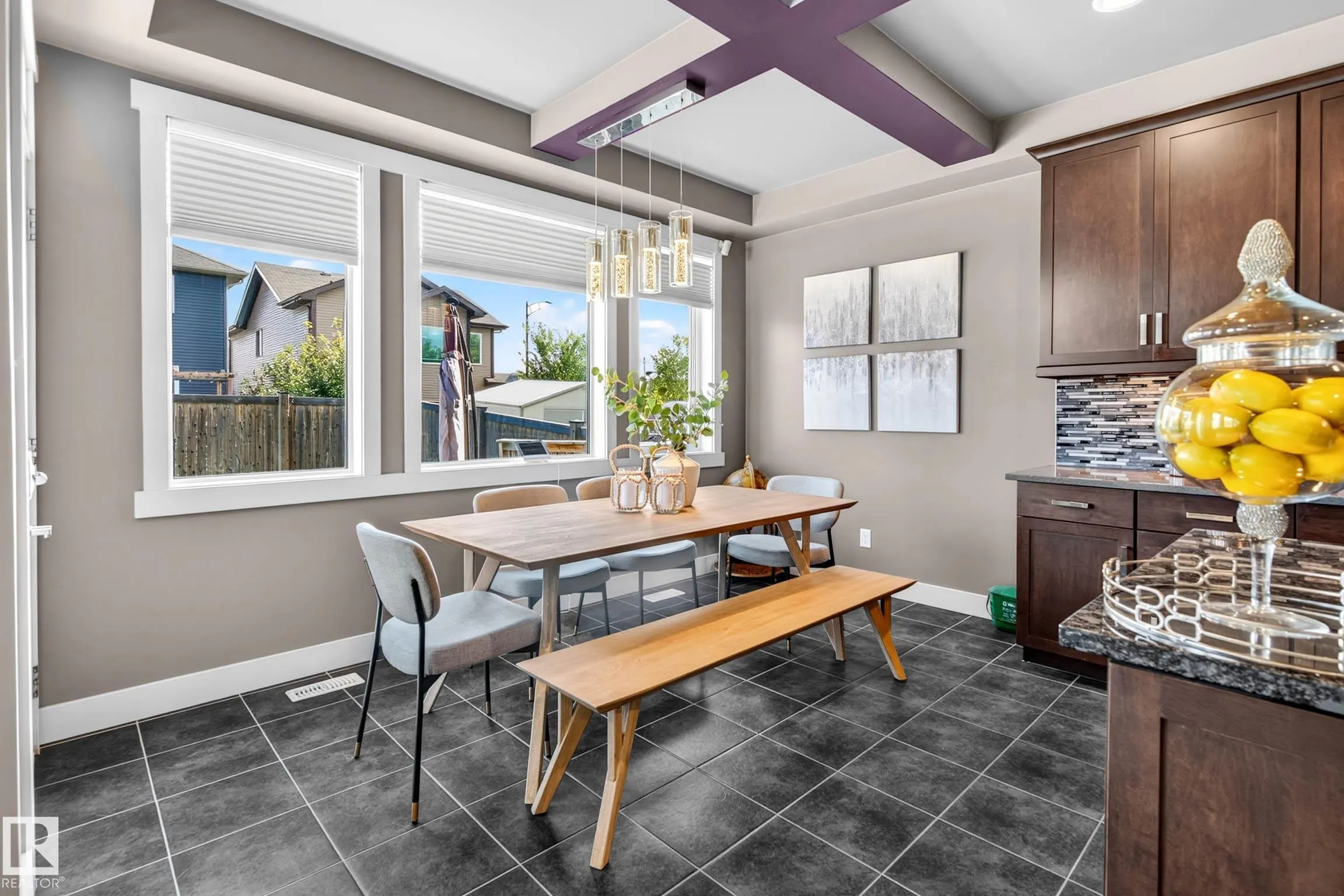 4394 CRABAPPLE Crescent