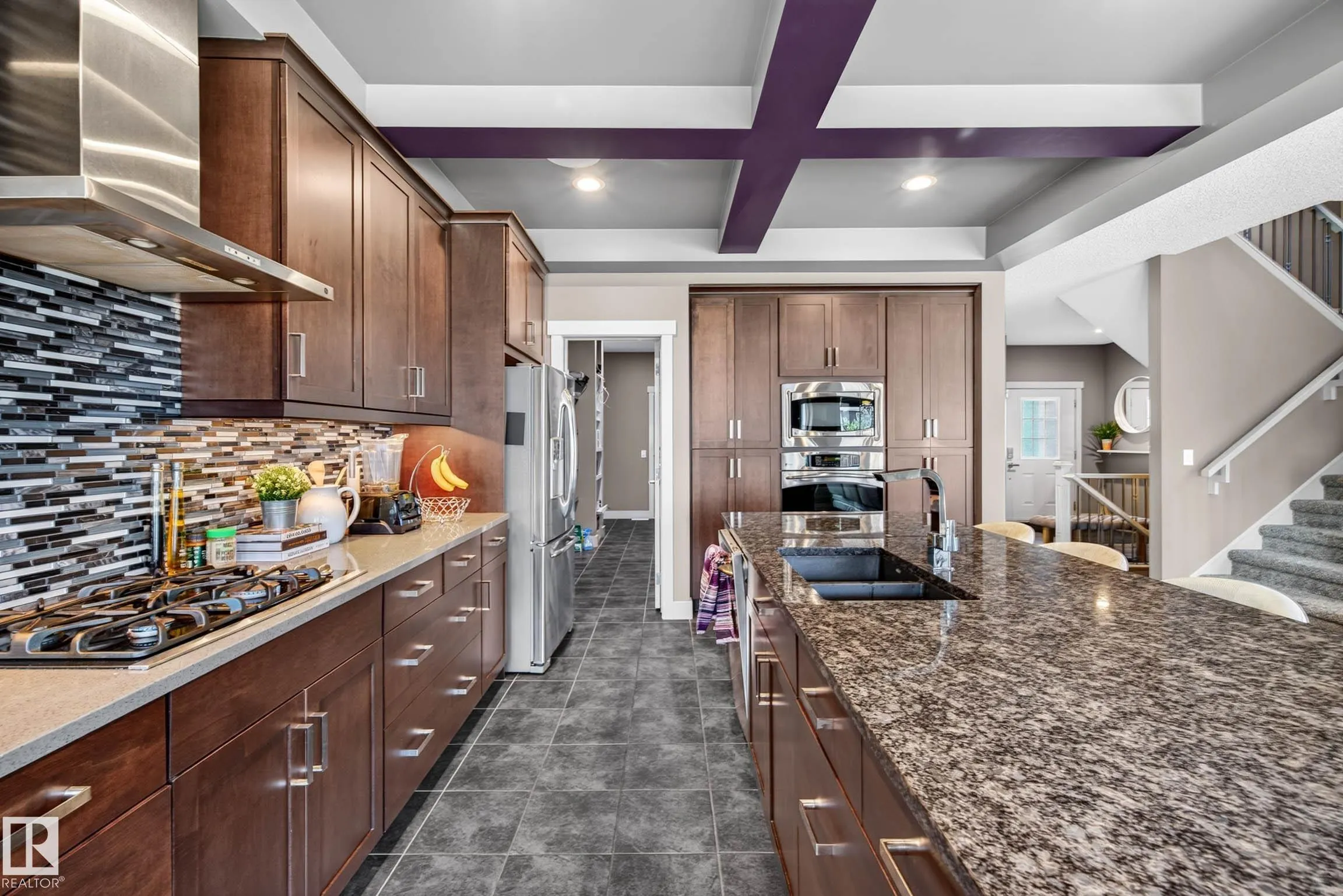4394 CRABAPPLE Crescent