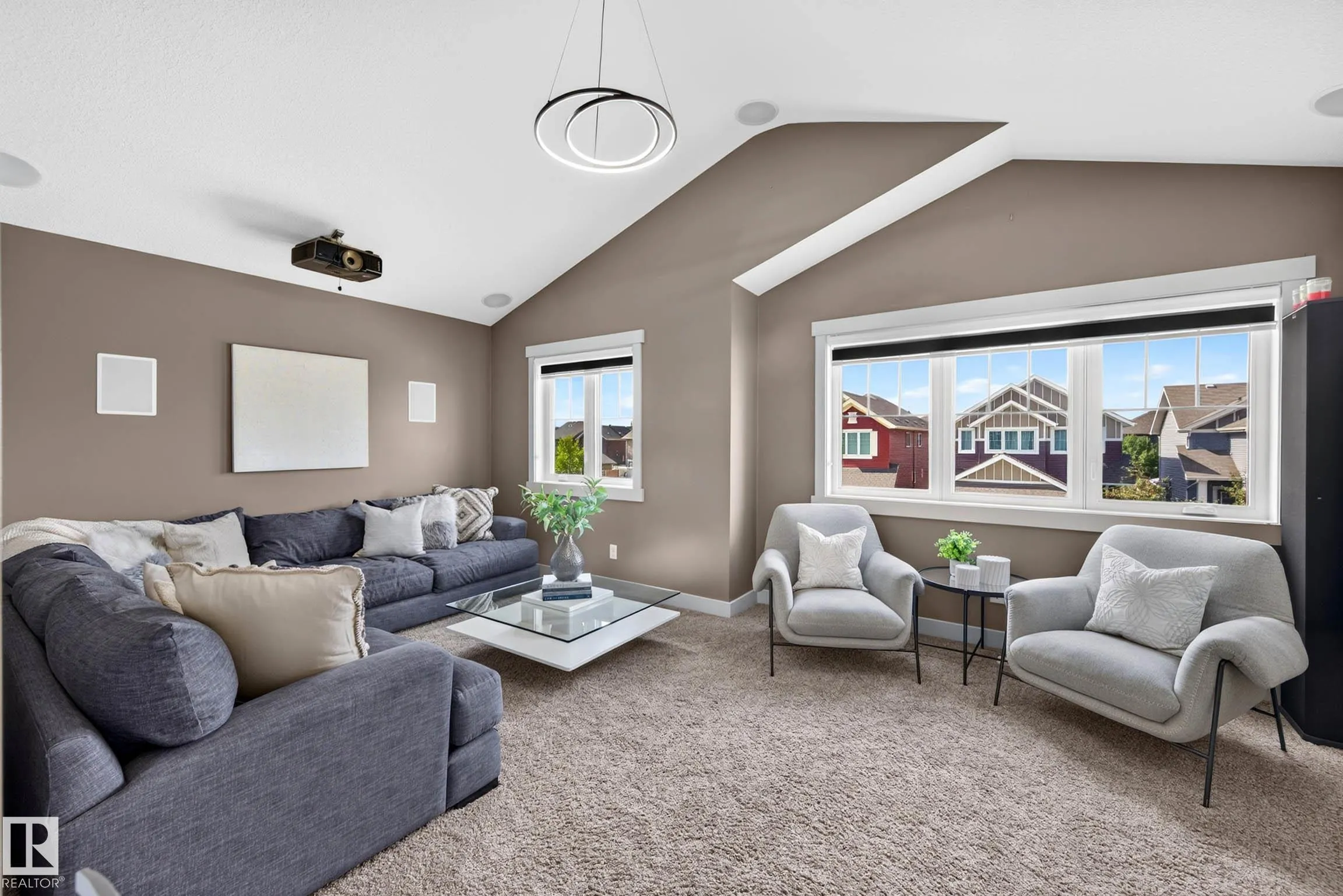 4394 CRABAPPLE Crescent