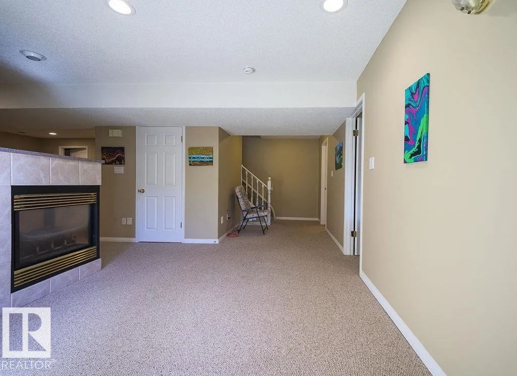 7 CRANFORD Way