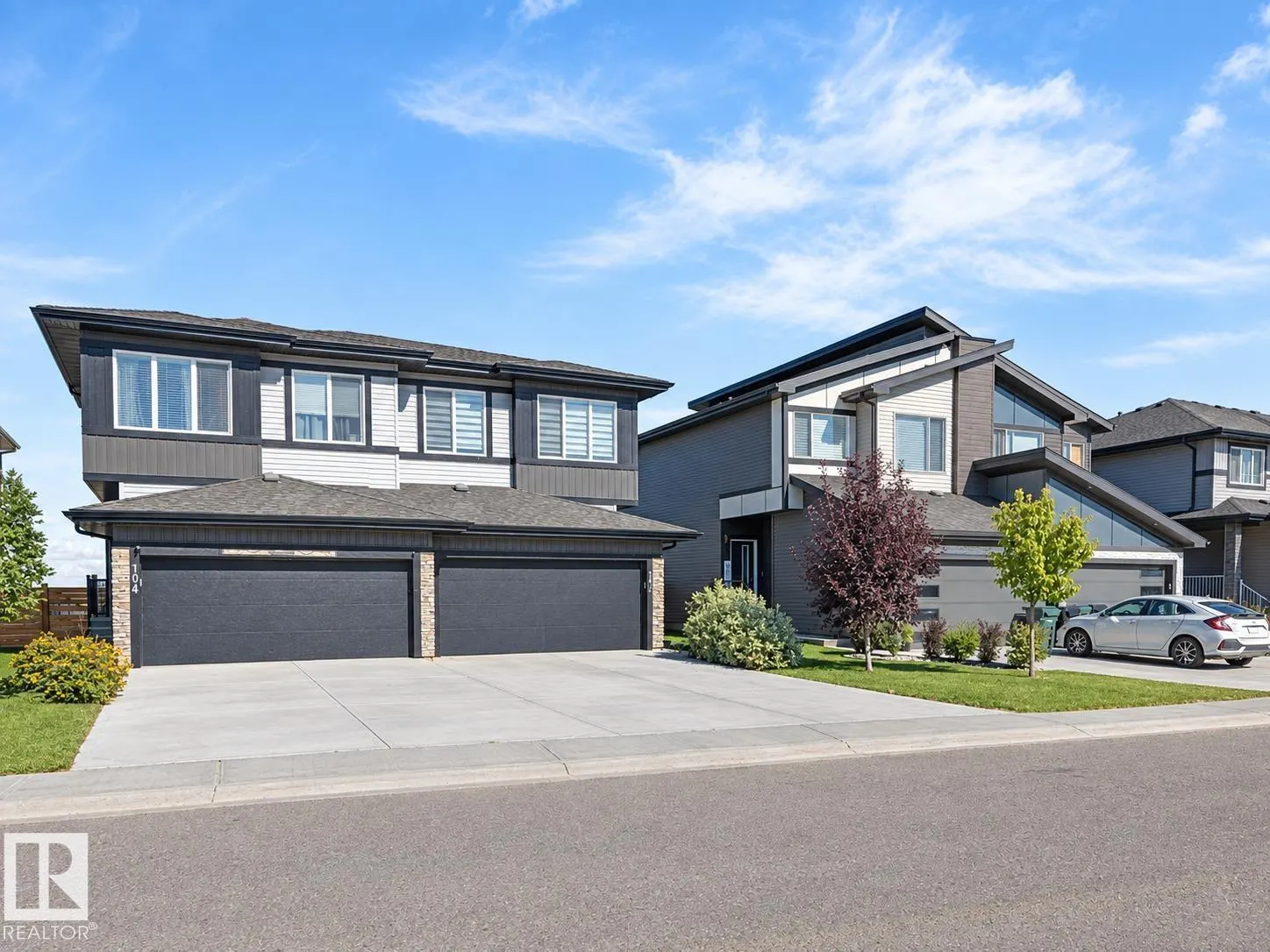 102 KINGSBURY Circle