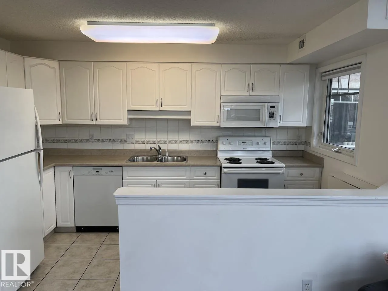 8909 100 Street