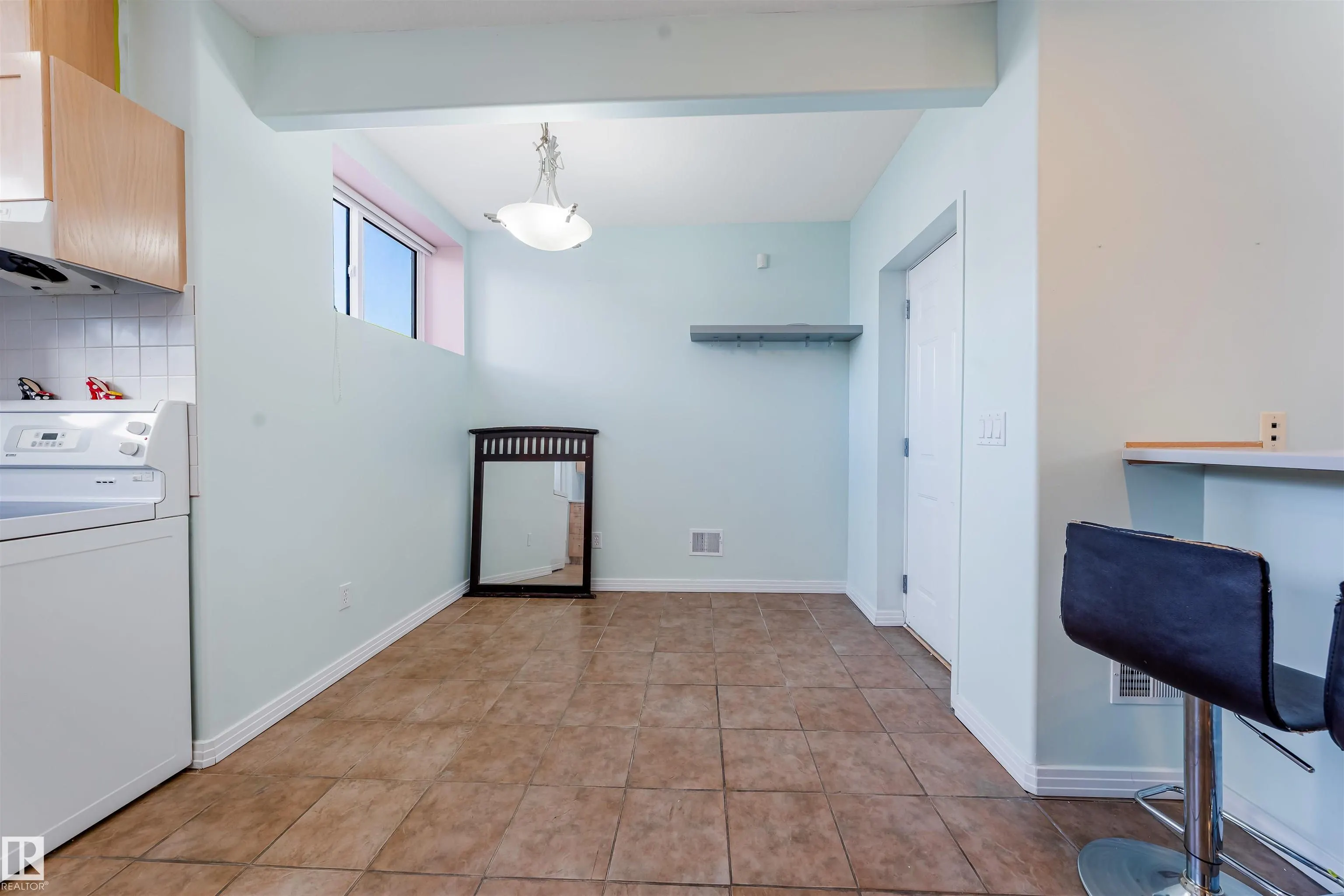 13023 HUDSON Way