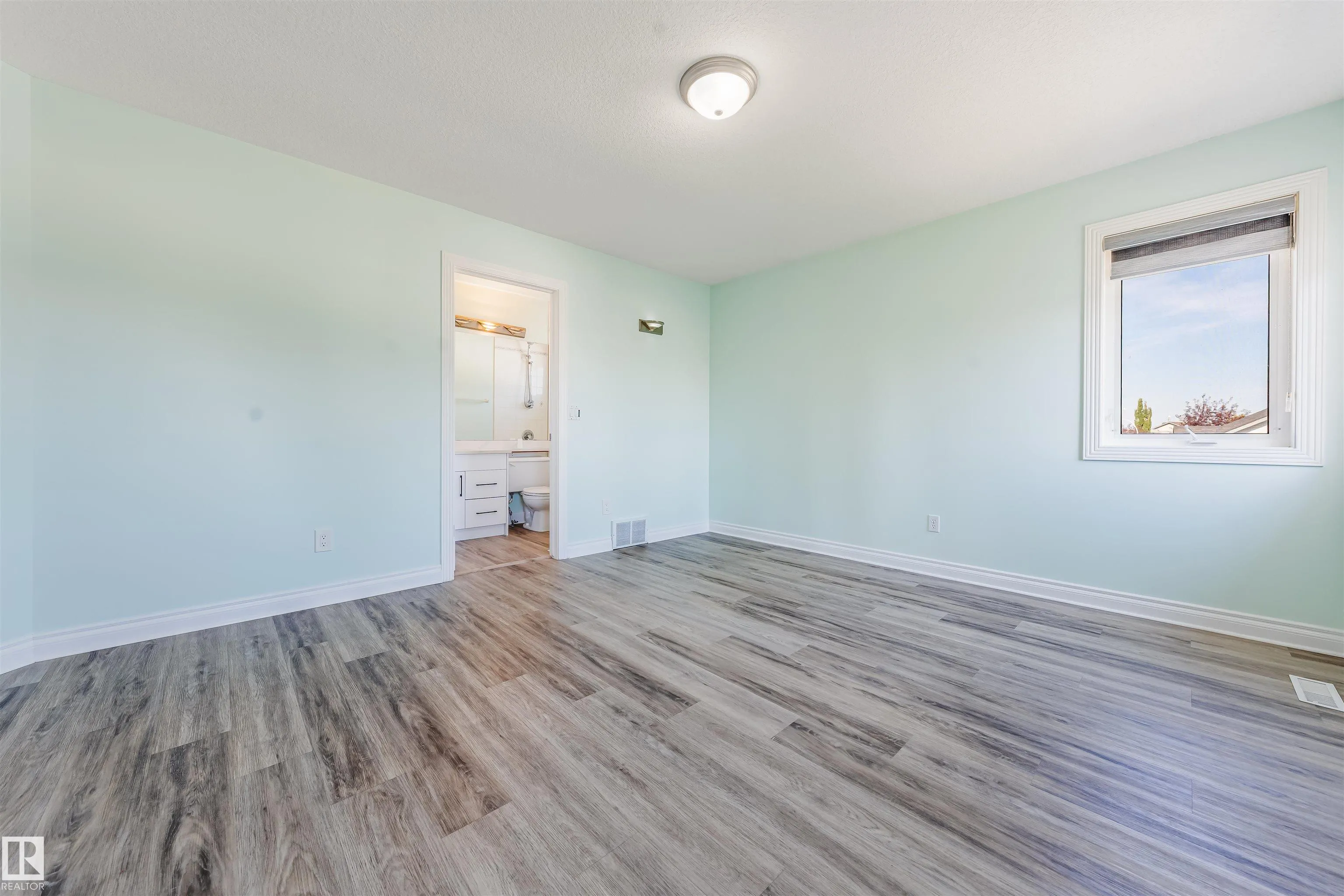 13023 HUDSON Way