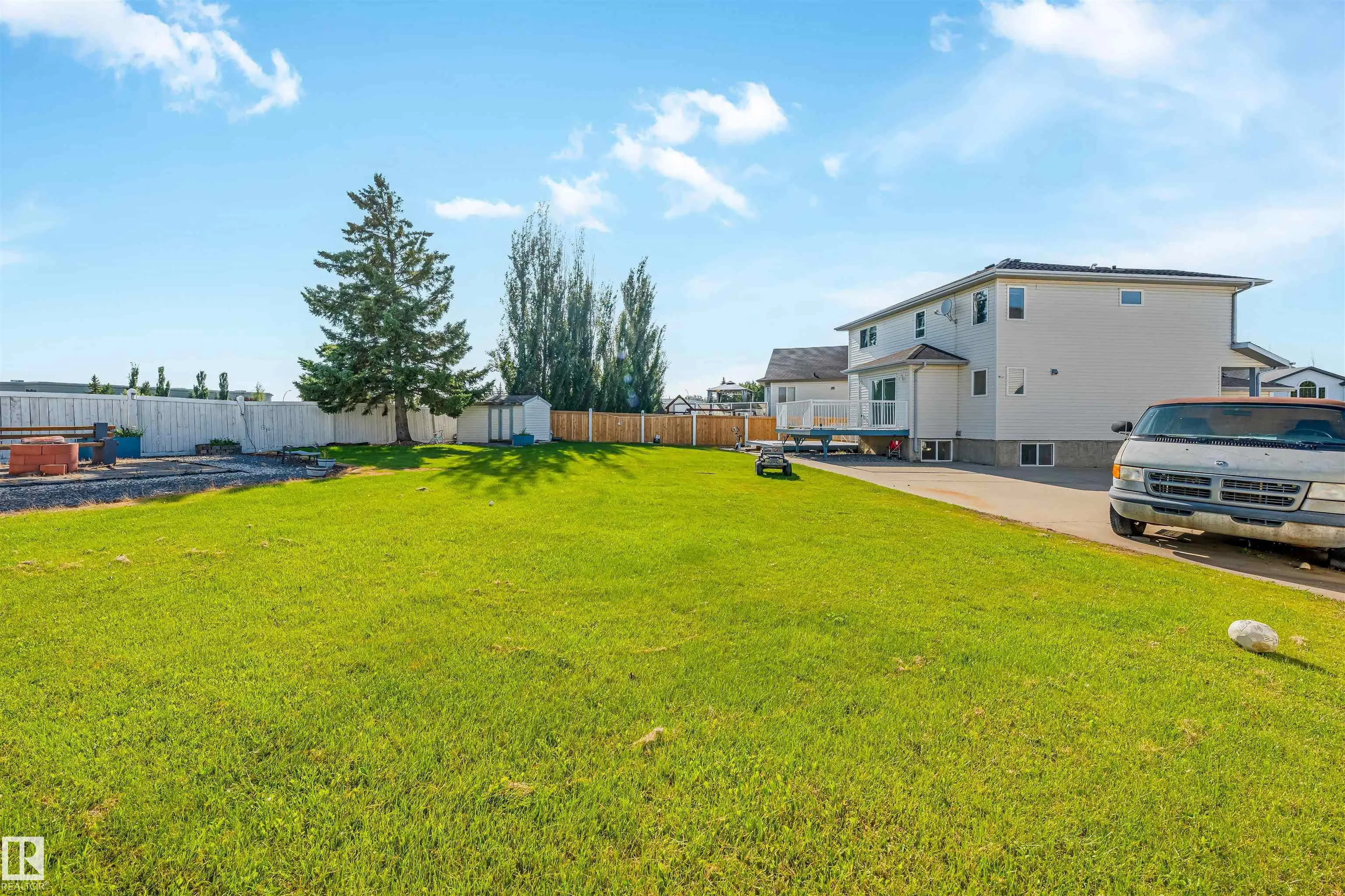 13023 HUDSON Way