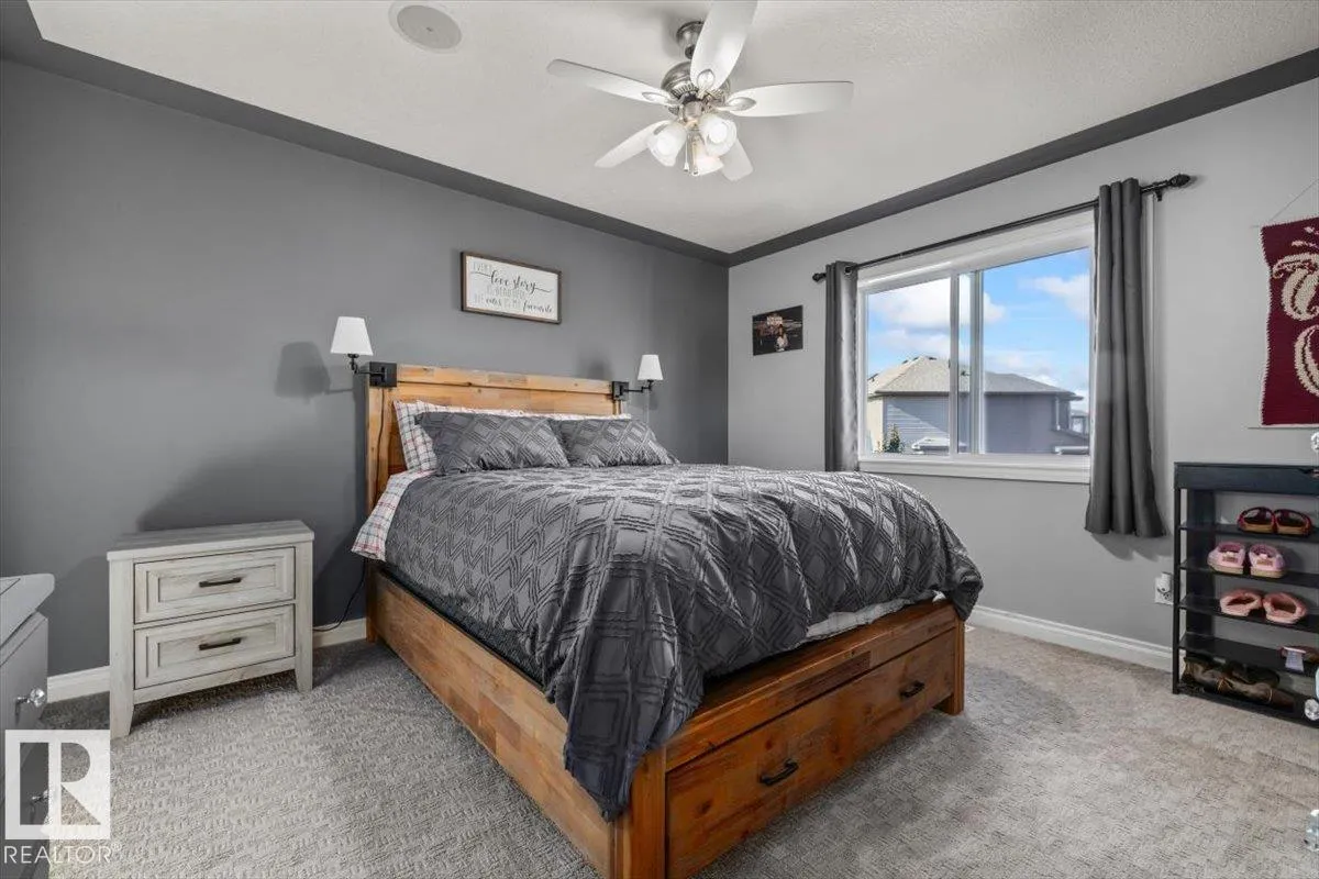 7 LAMPLIGHT Drive