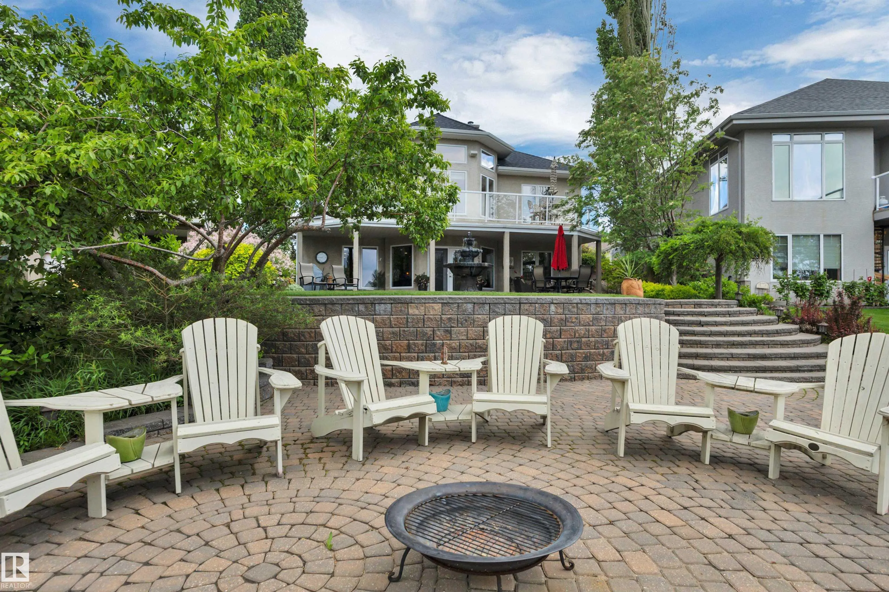 38 SHORES Drive