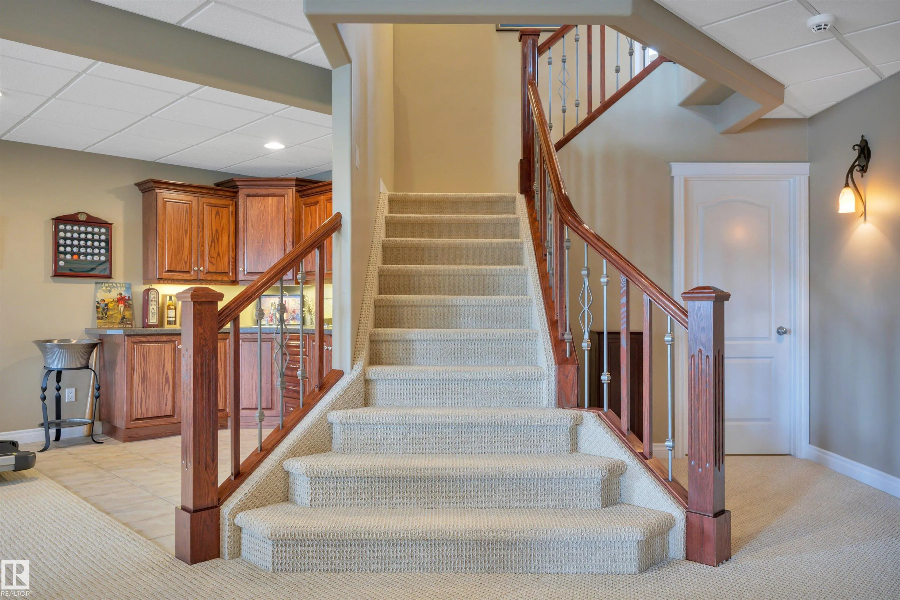 38 SHORES Drive