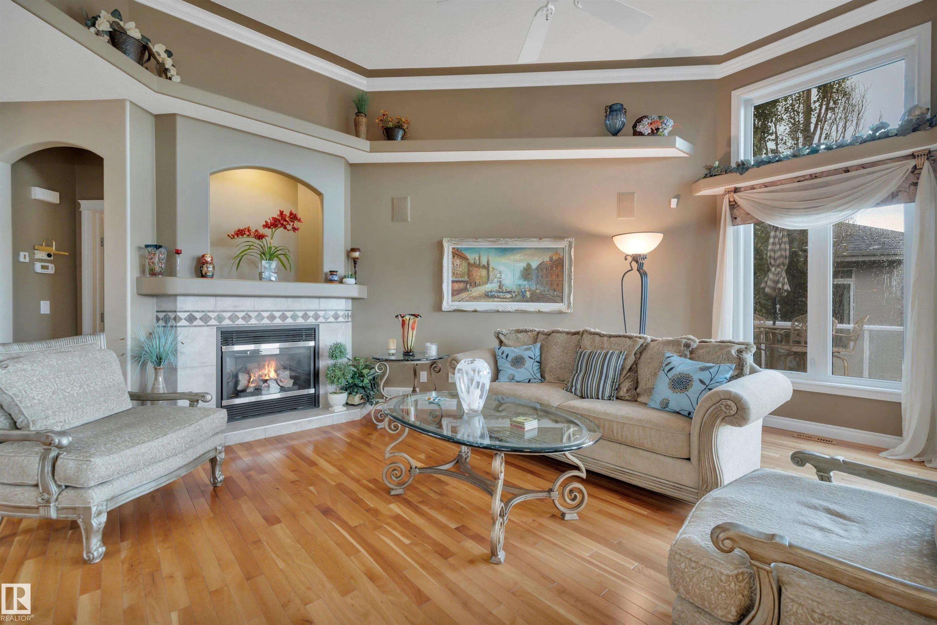 38 SHORES Drive