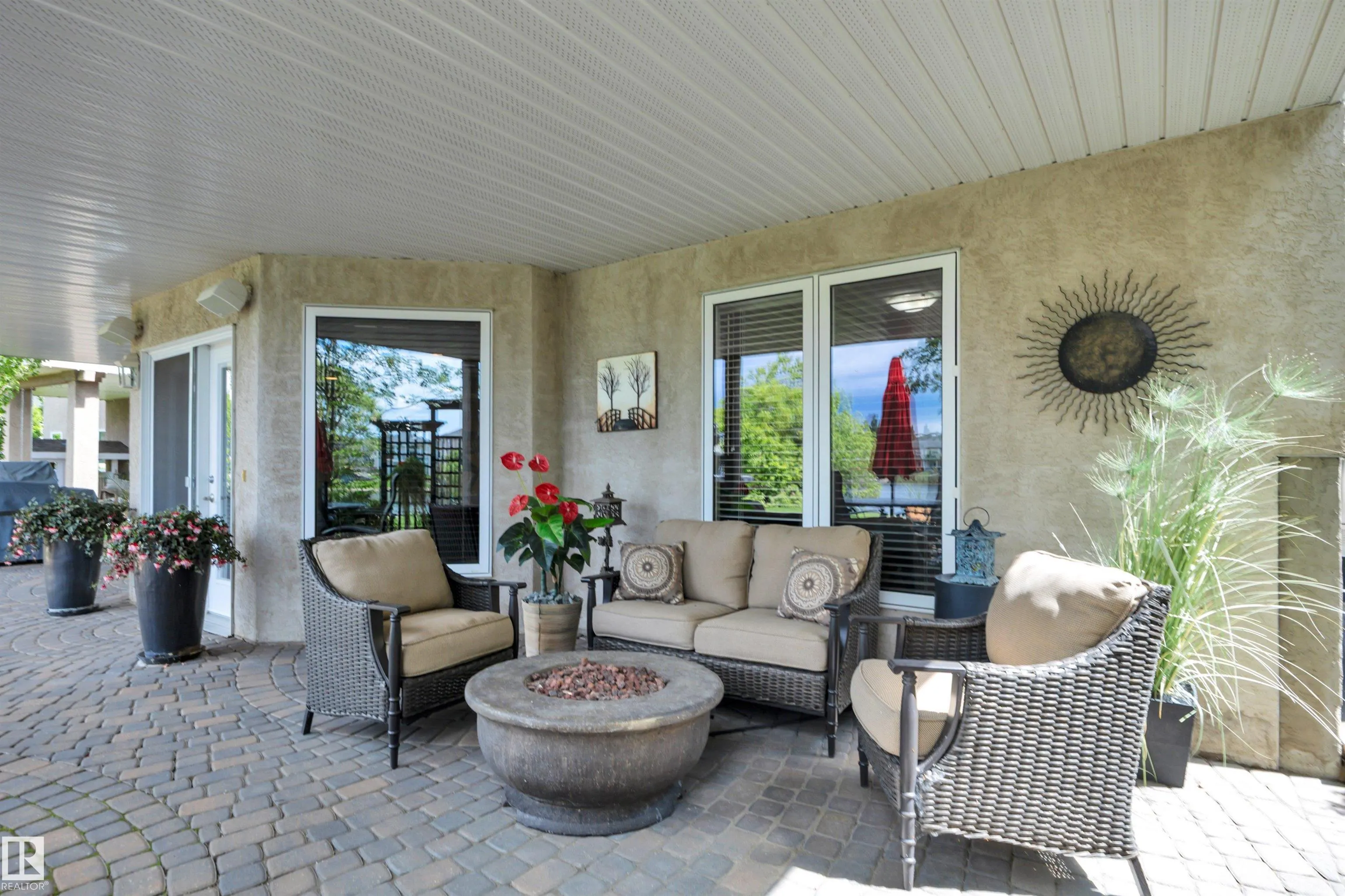 38 SHORES Drive