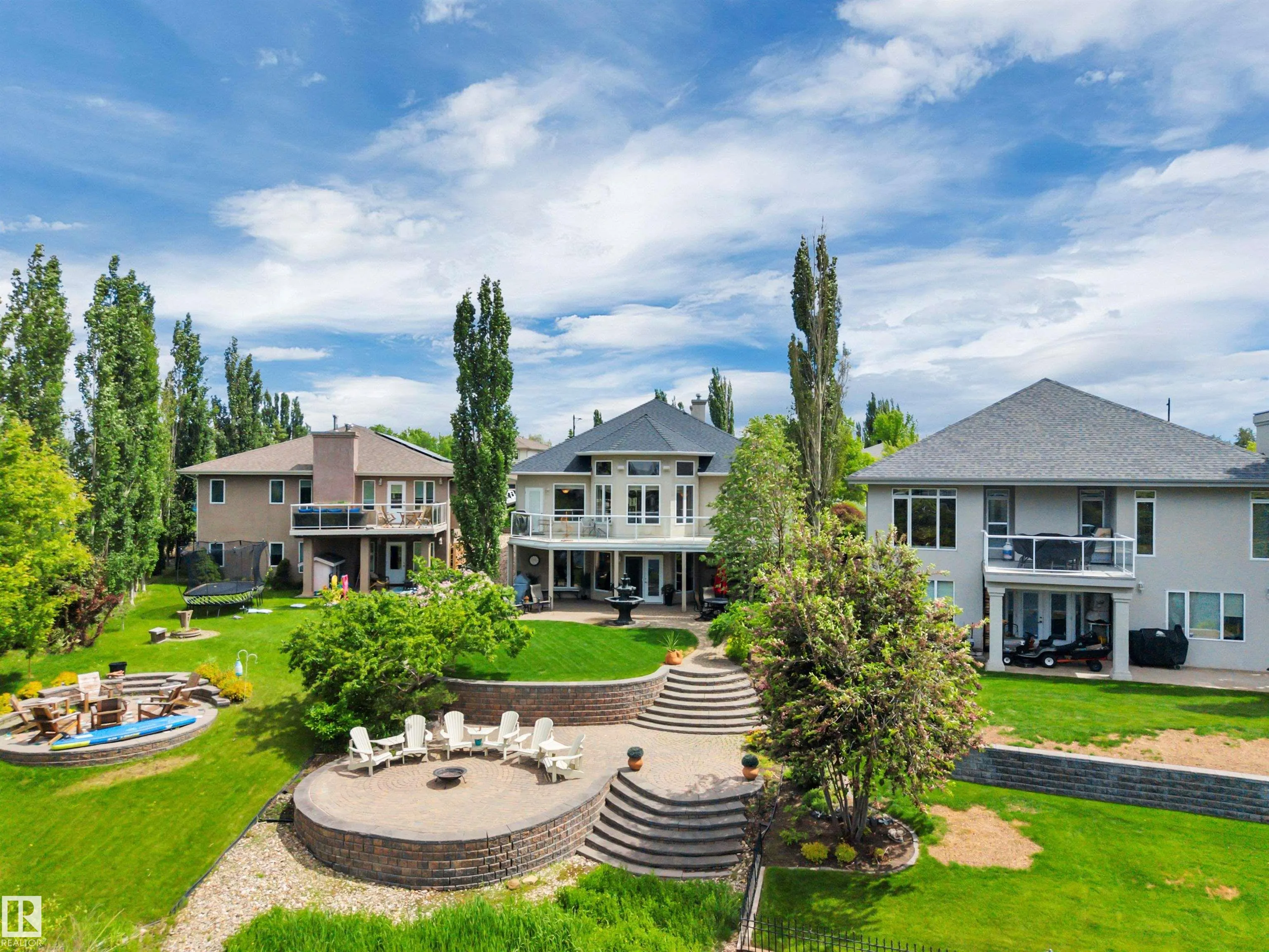 38 SHORES Drive