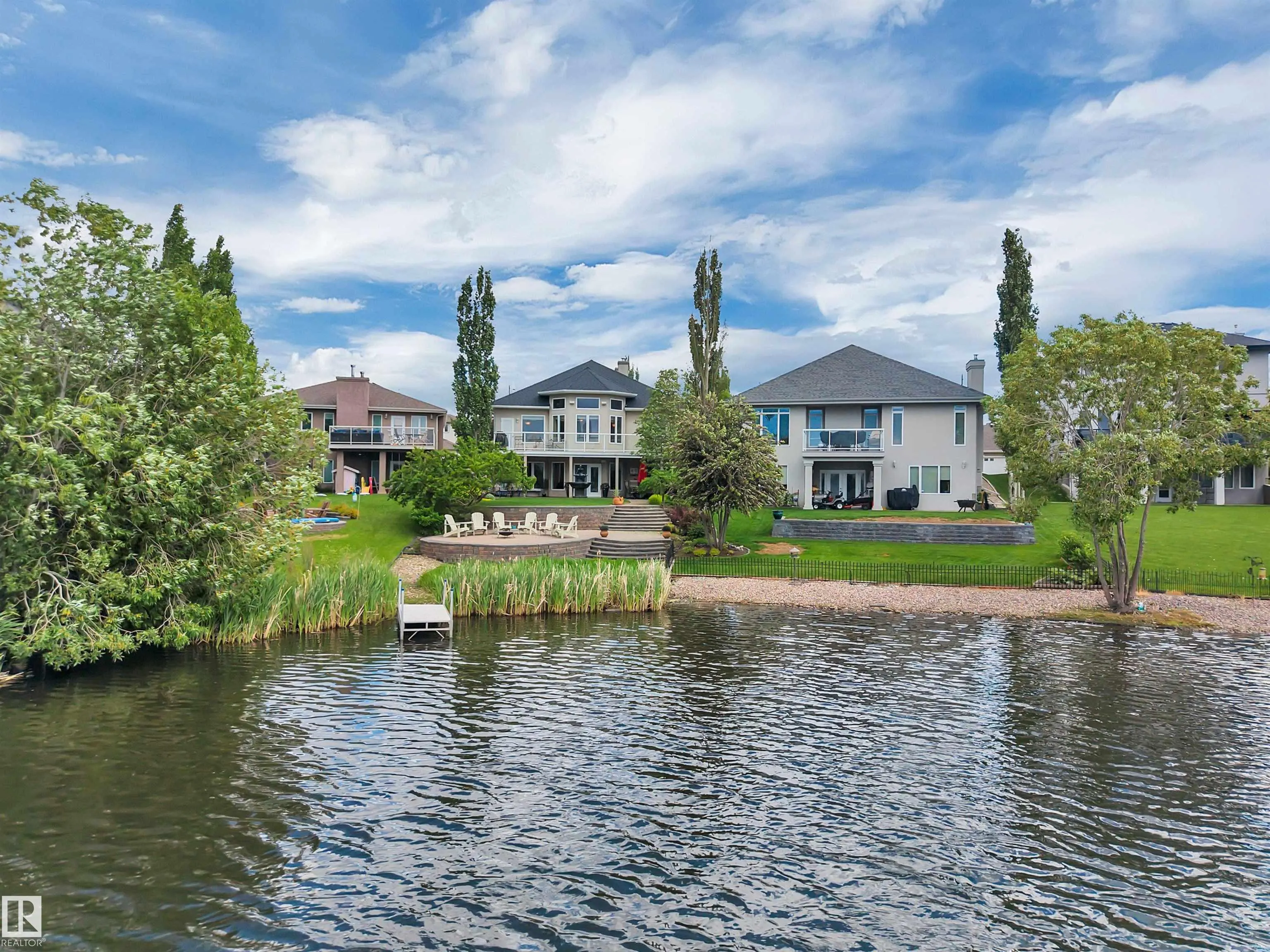 38 SHORES Drive