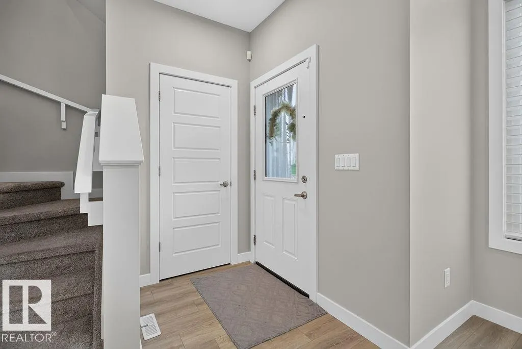33 SIENNA Boulevard