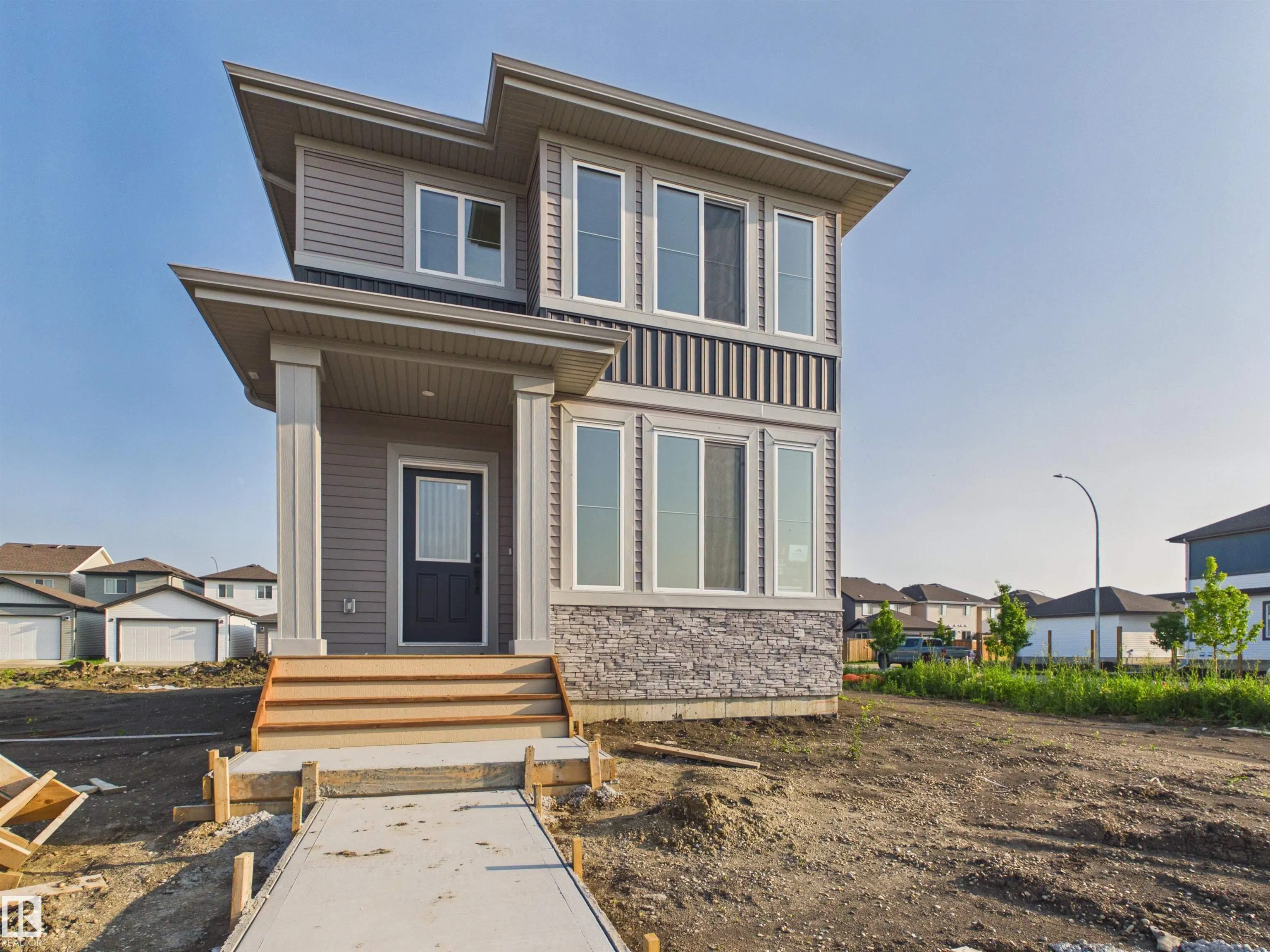 87 SERENO Lane
