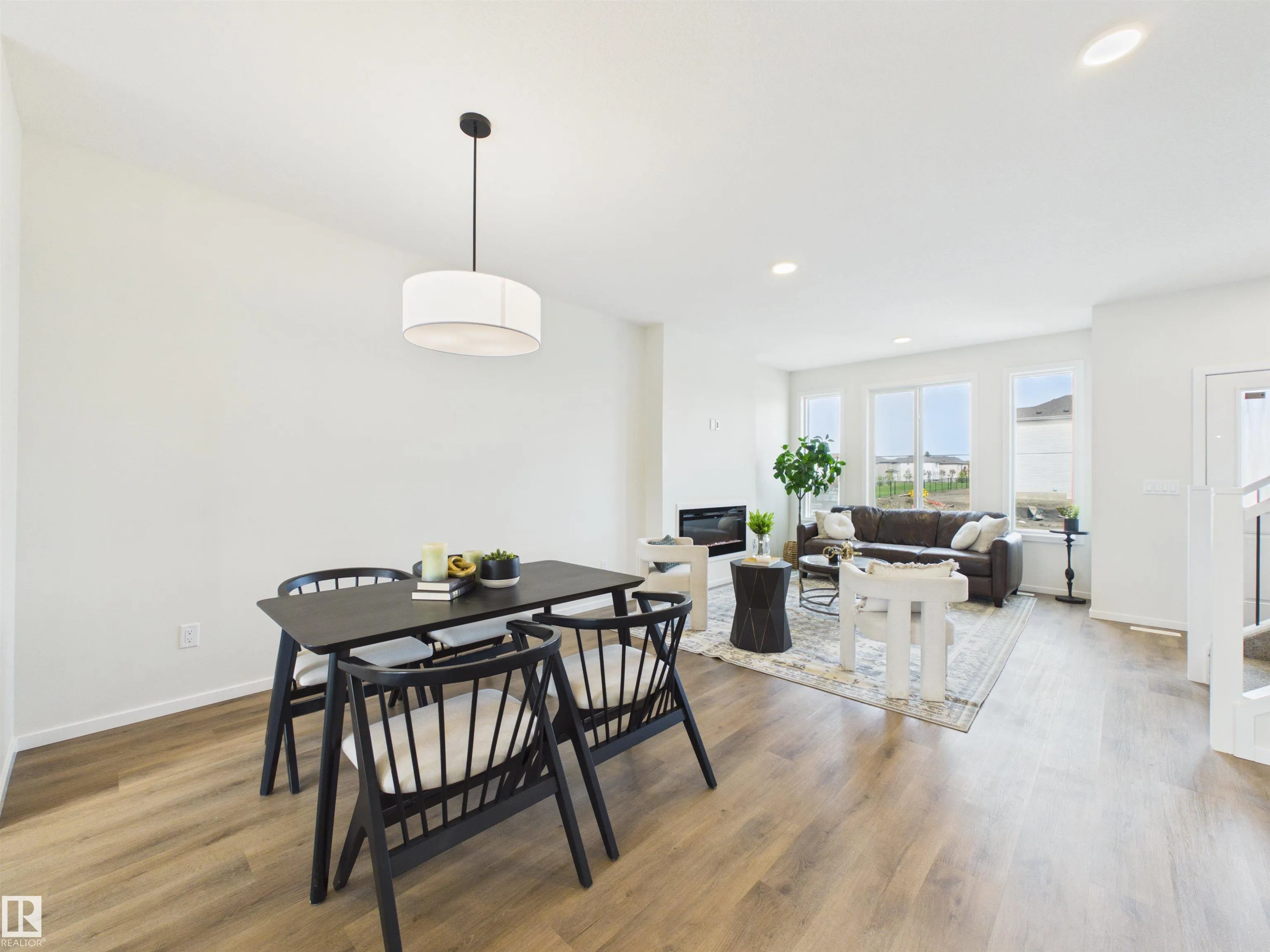87 SERENO Lane